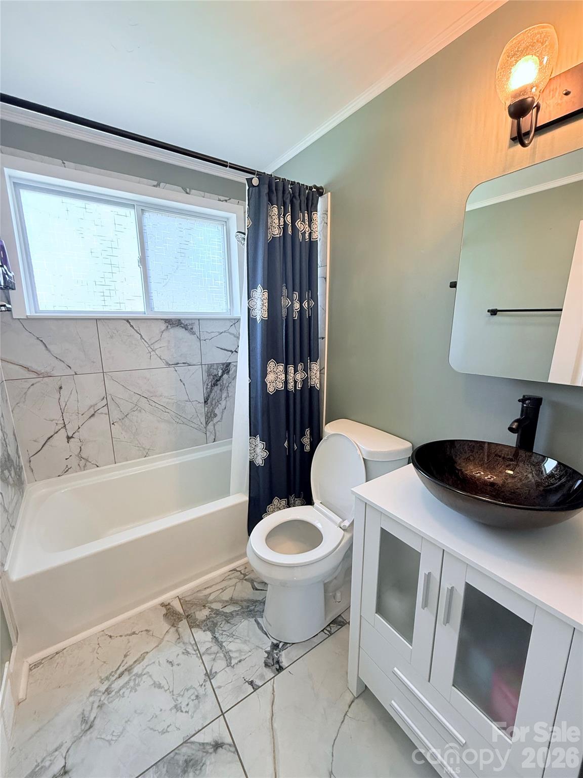 3743 Crosland Road — Winston Salem
