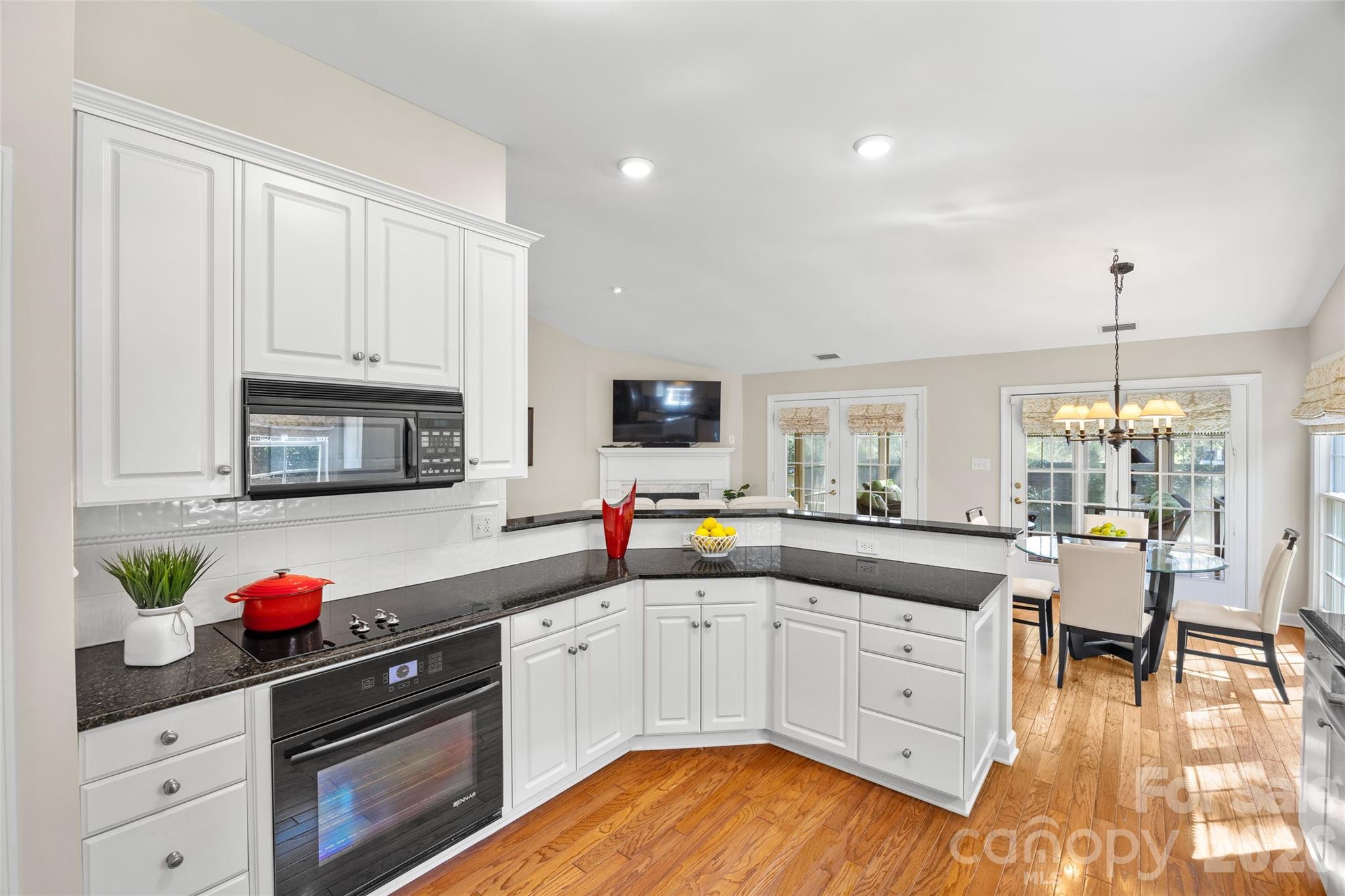 7211 Baniff Circle — Charlotte