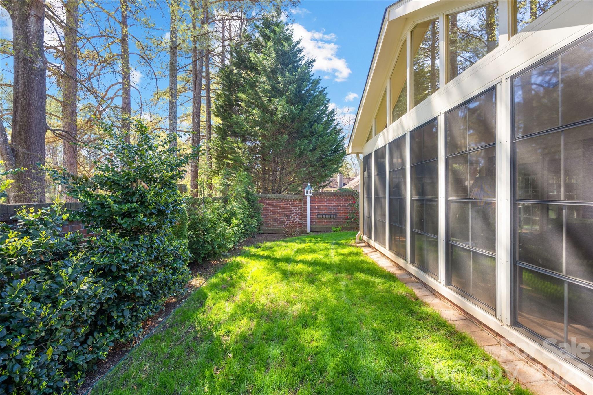 7211 Baniff Circle — Charlotte