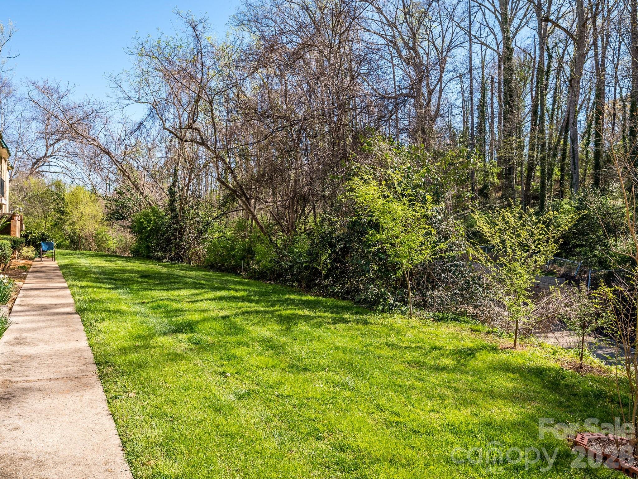 4743 Hedgemore Drive #L — Charlotte
