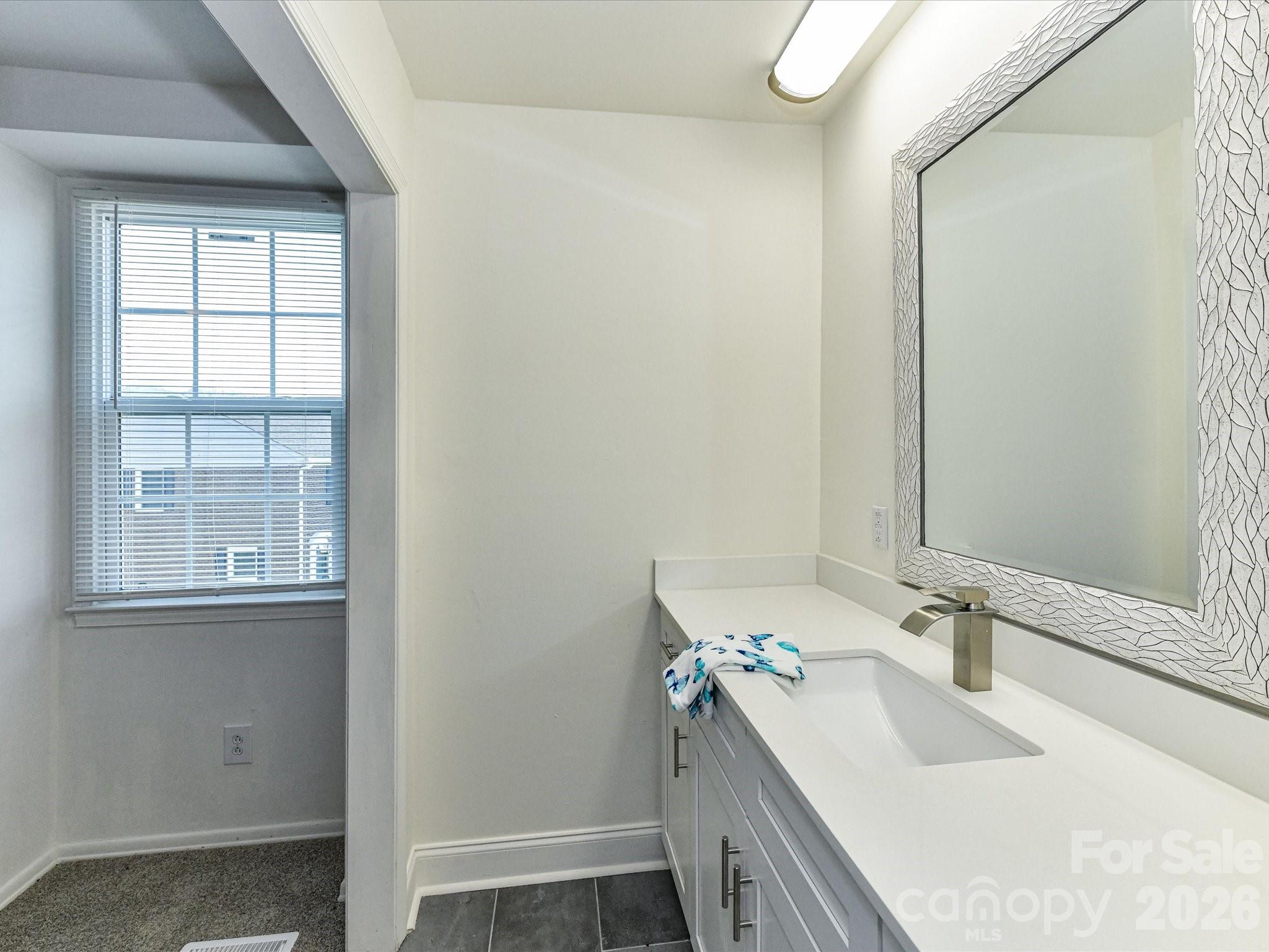 8322 Knights Bridge Road — Charlotte