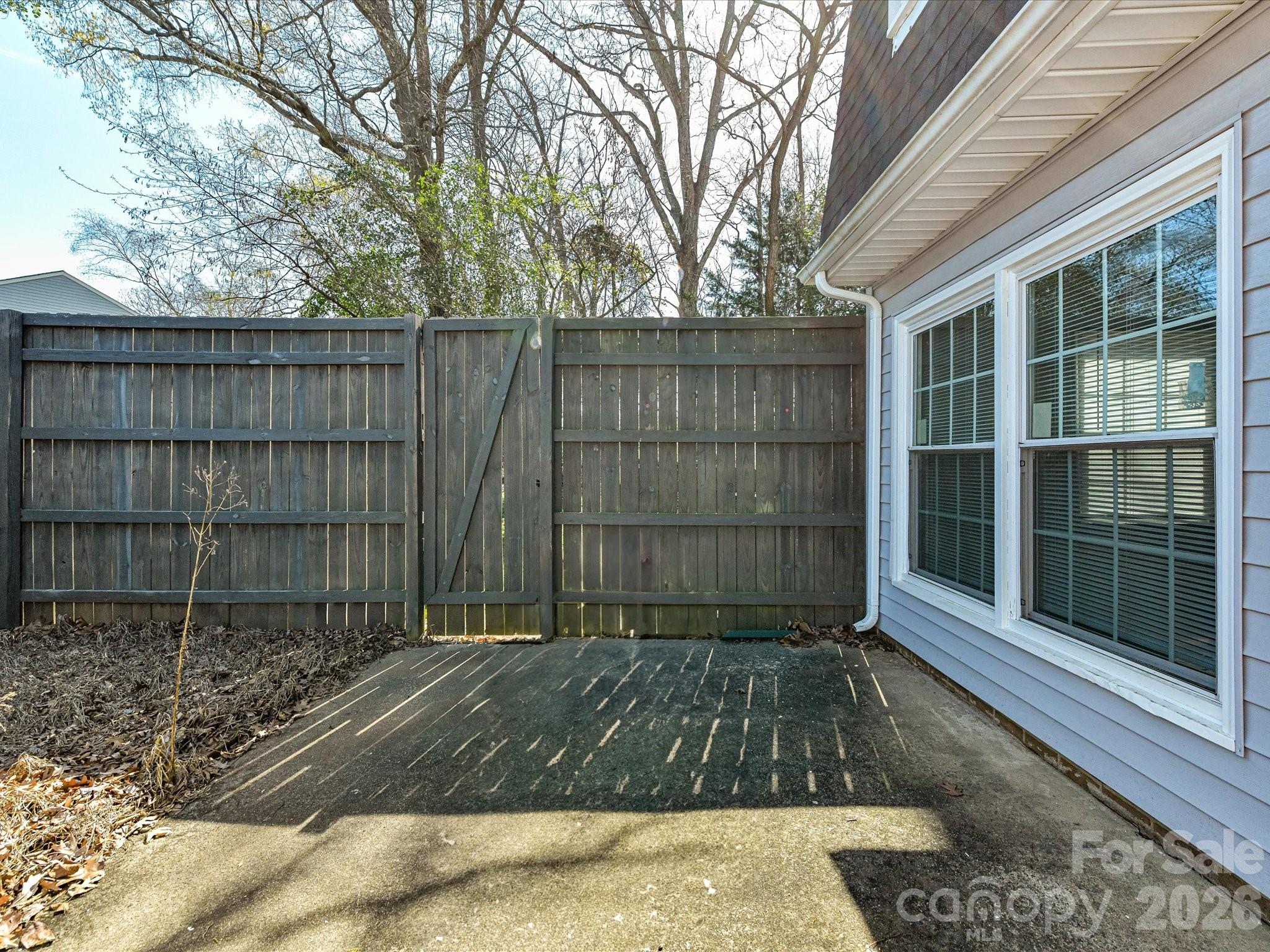 8322 Knights Bridge Road — Charlotte