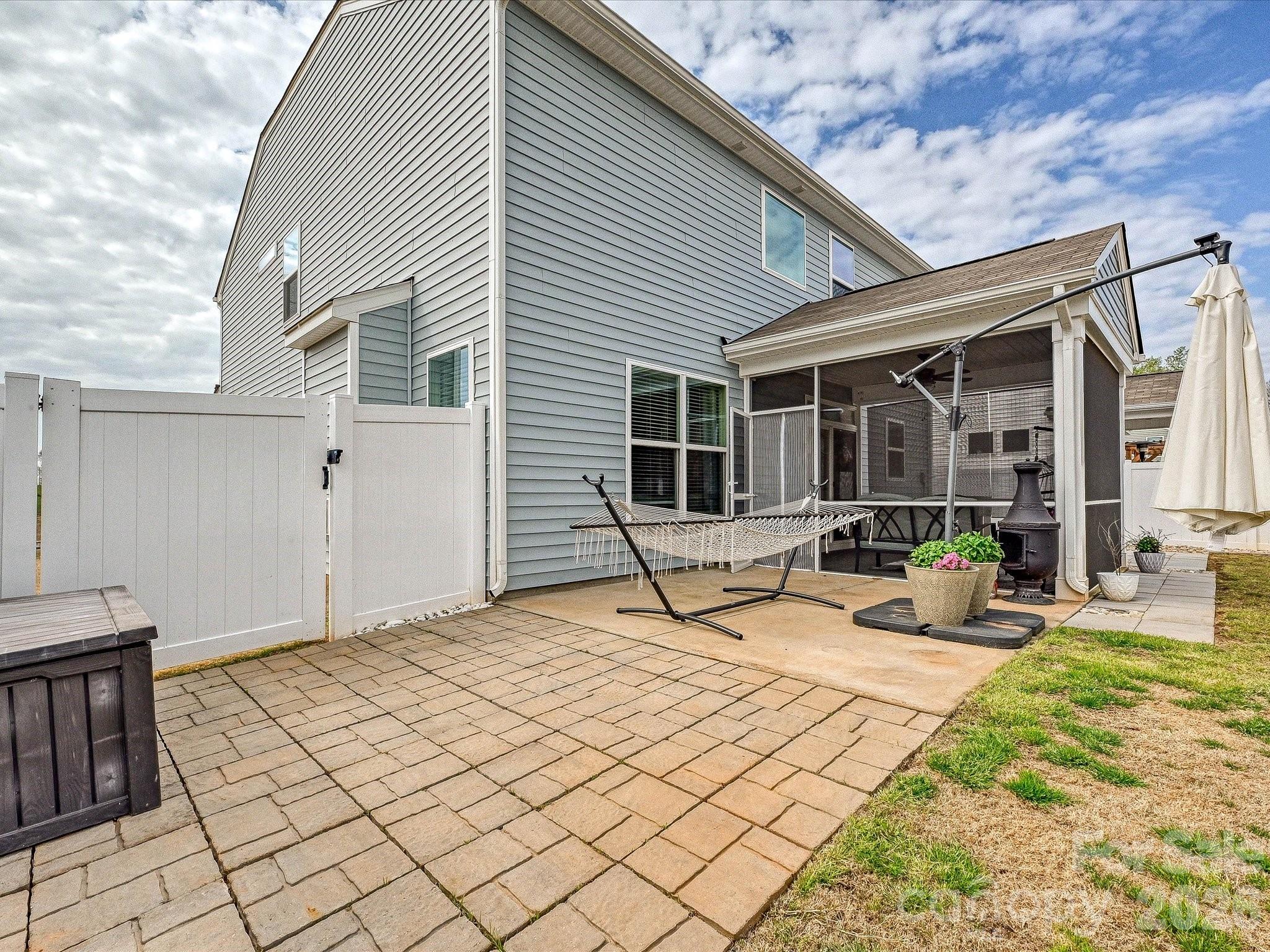 108 Old Field Road — Statesville