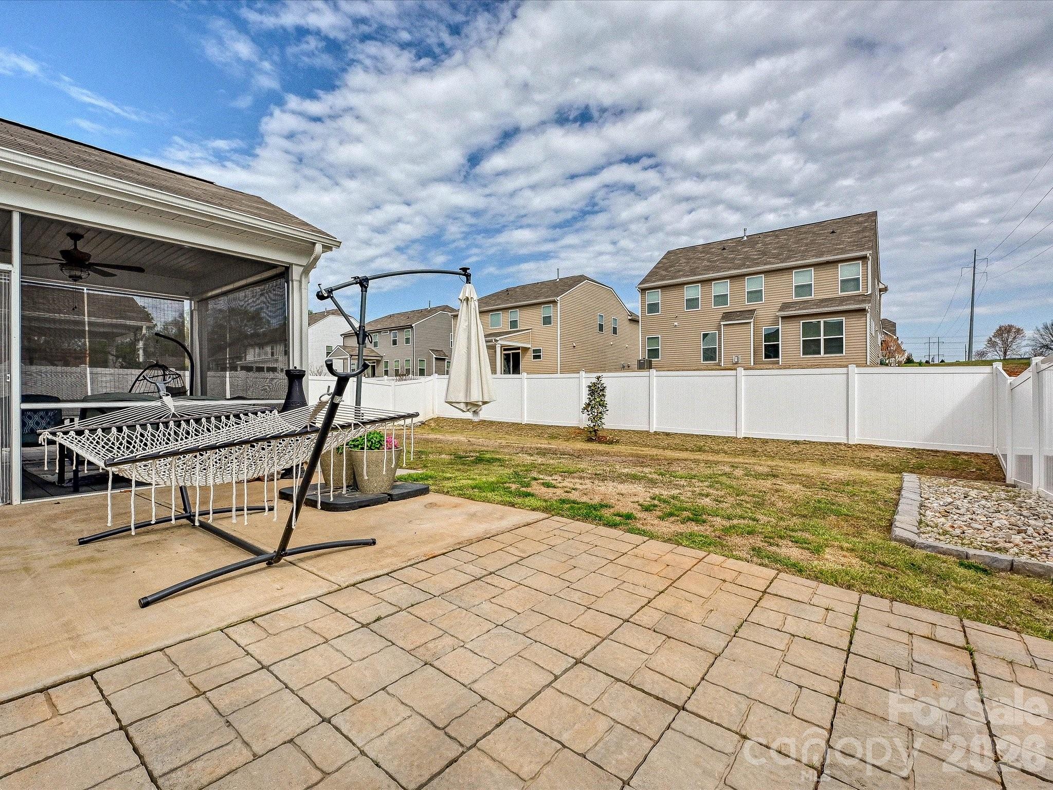 108 Old Field Road — Statesville
