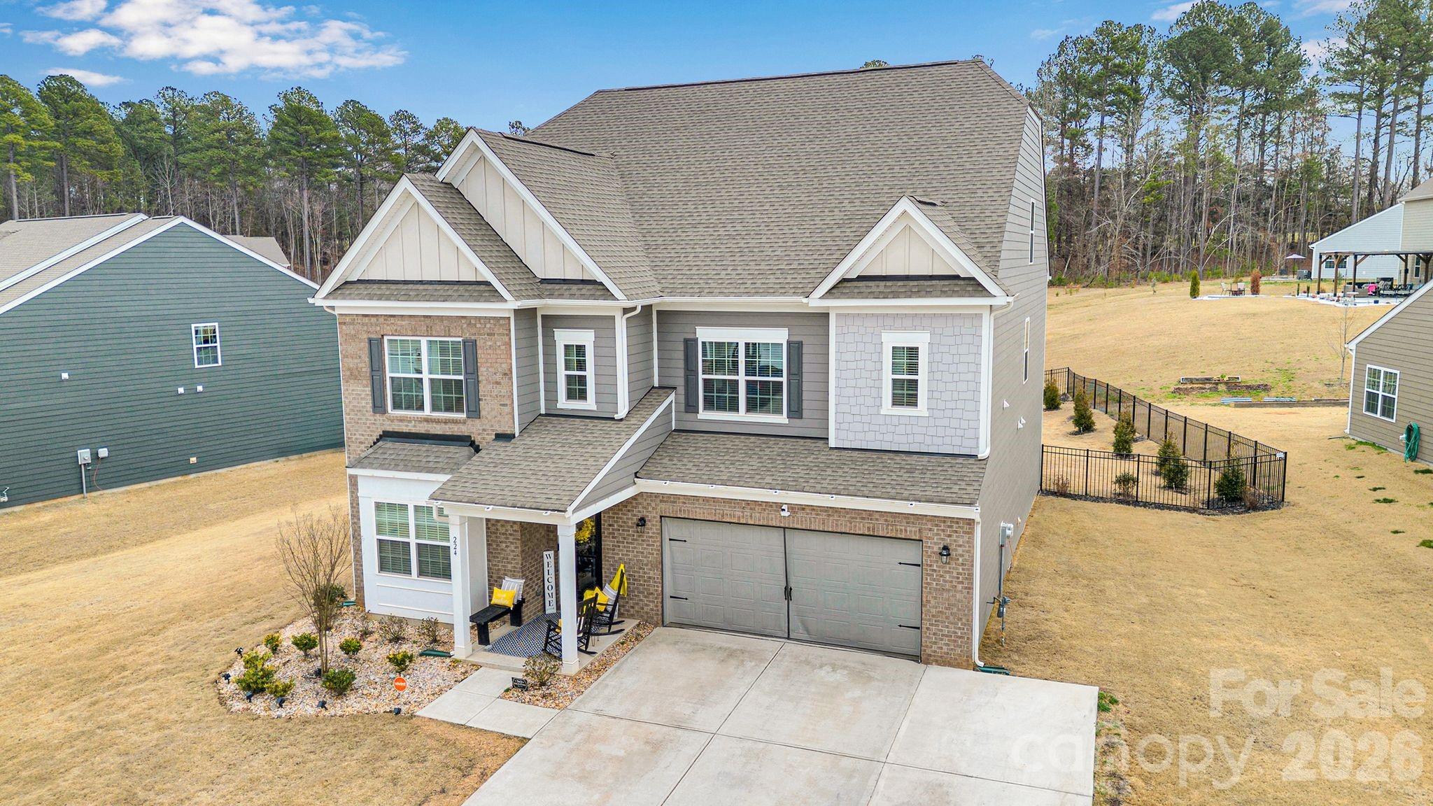 224 Hamptons Cove Road — Troutman