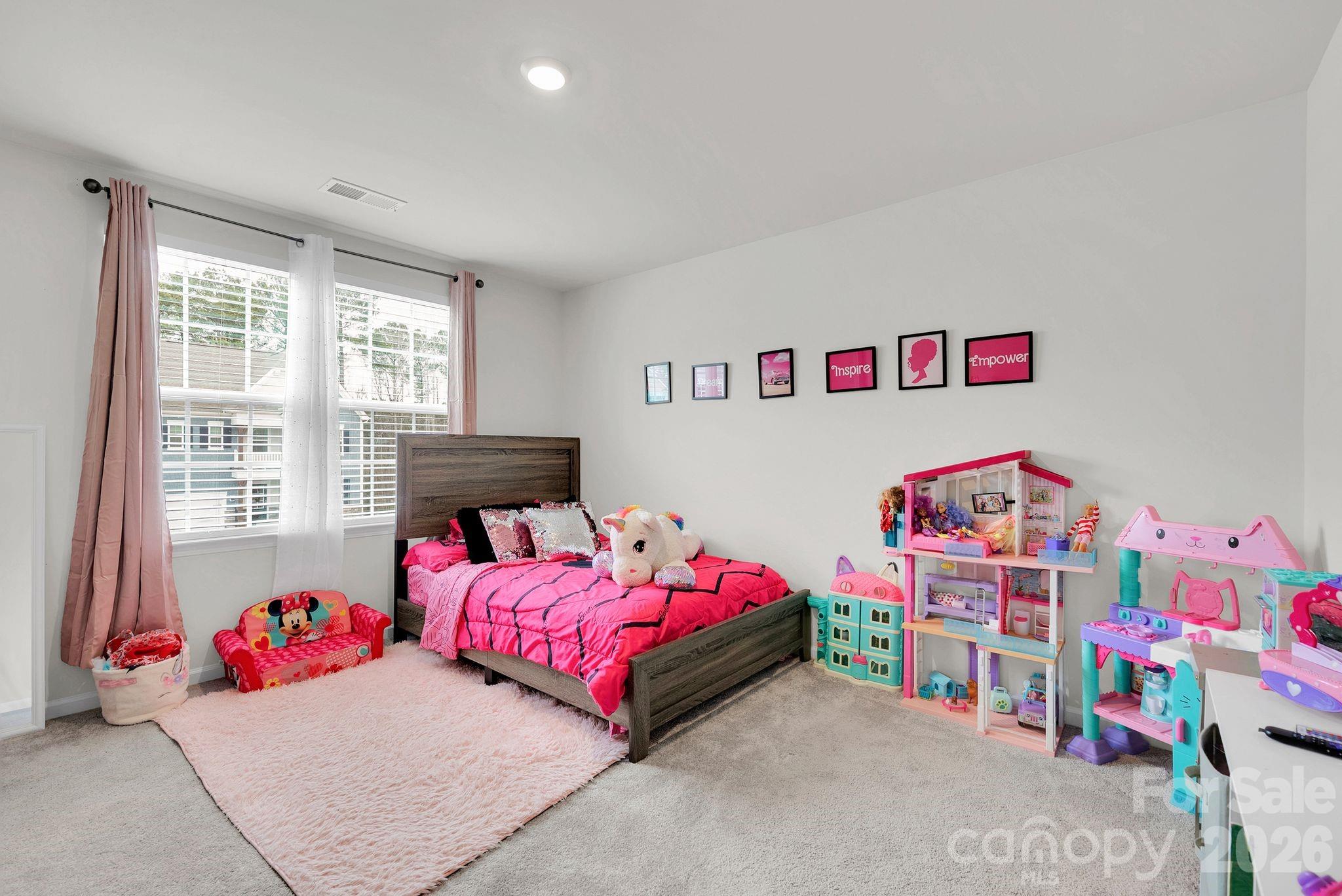 224 Hamptons Cove Road — Troutman
