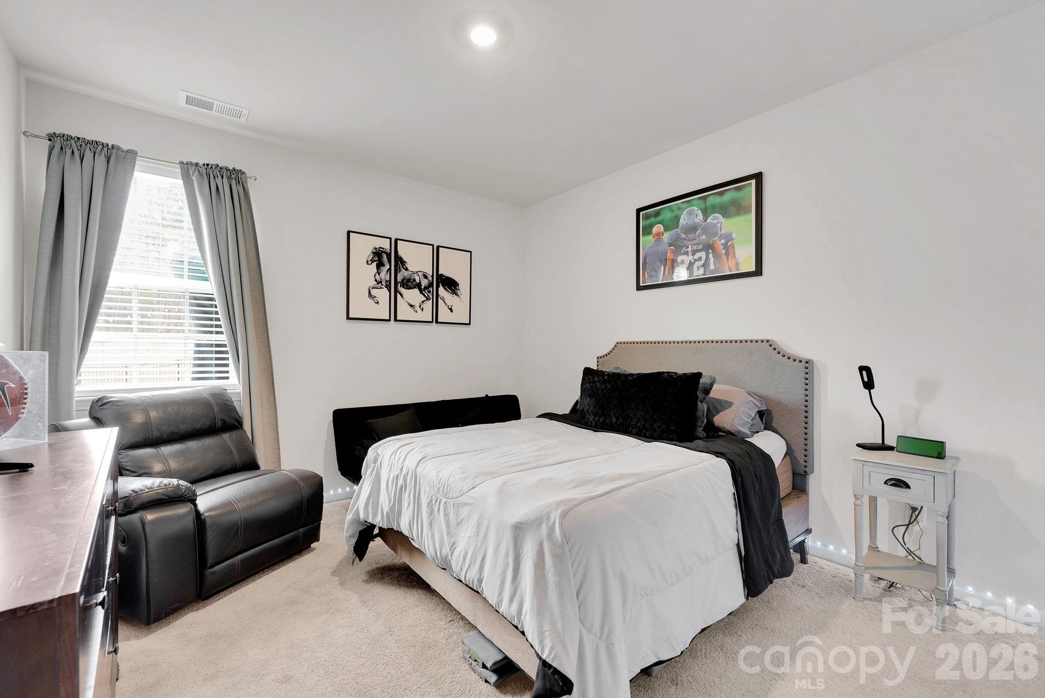 224 Hamptons Cove Road — Troutman