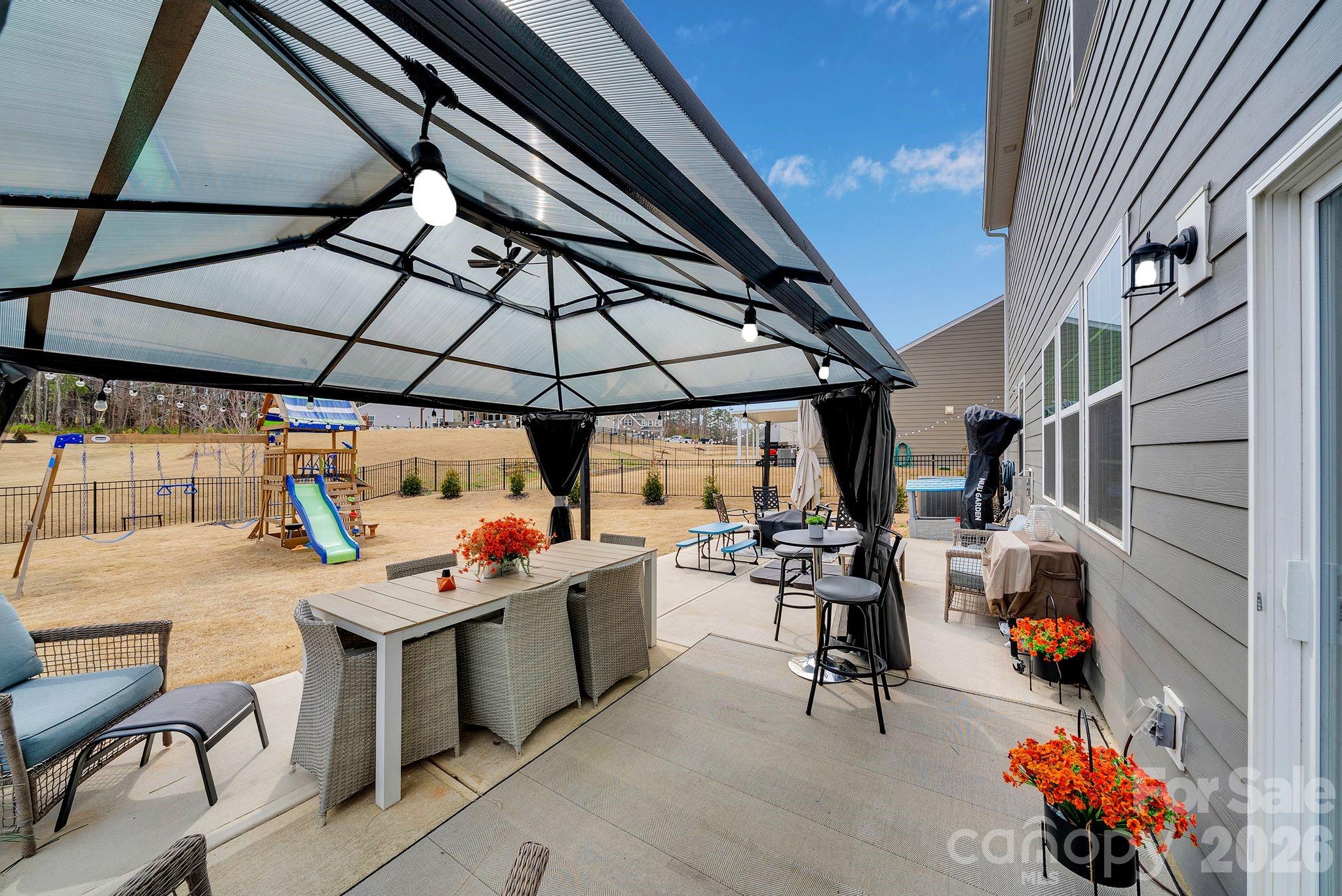 224 Hamptons Cove Road — Troutman