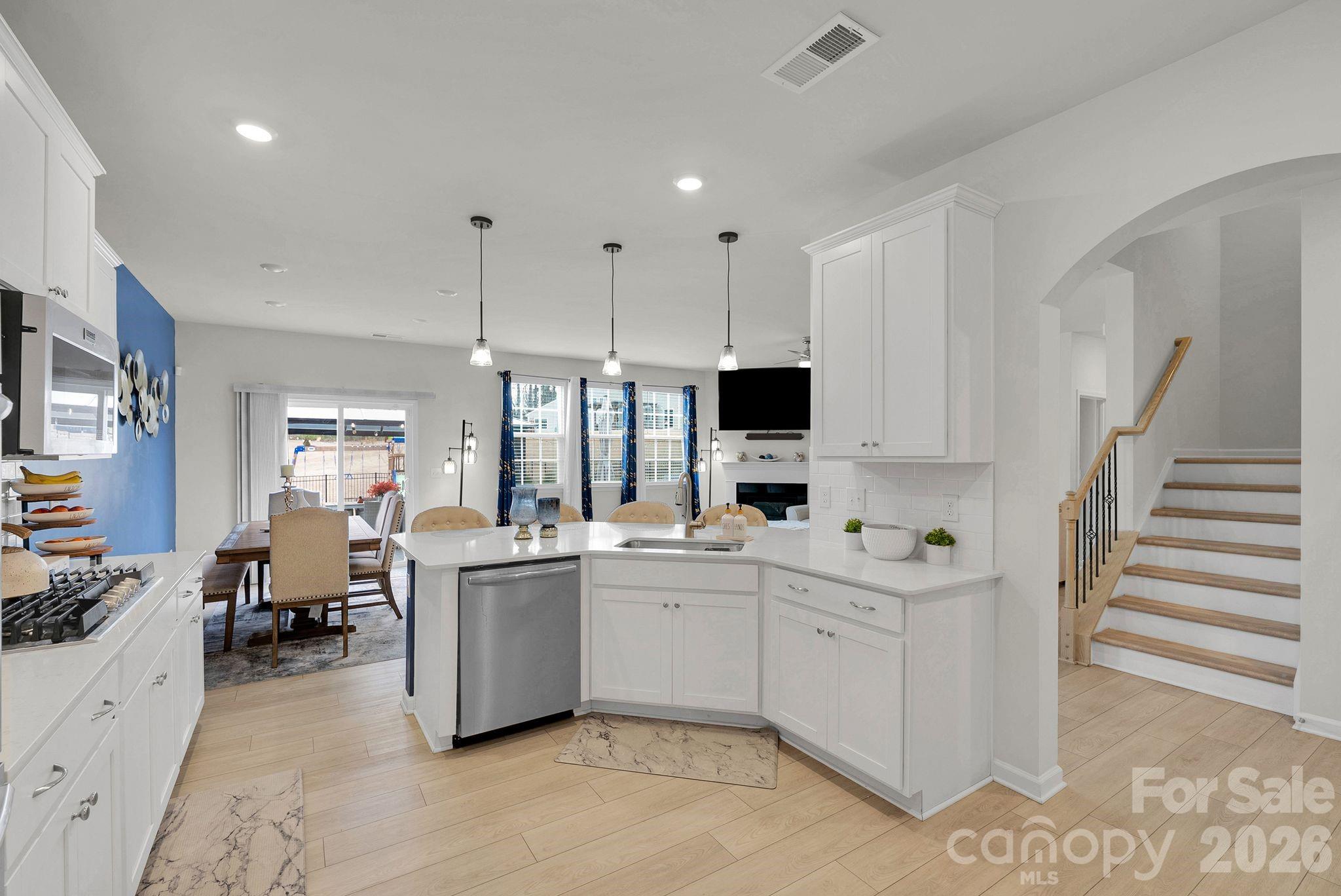 224 Hamptons Cove Road — Troutman
