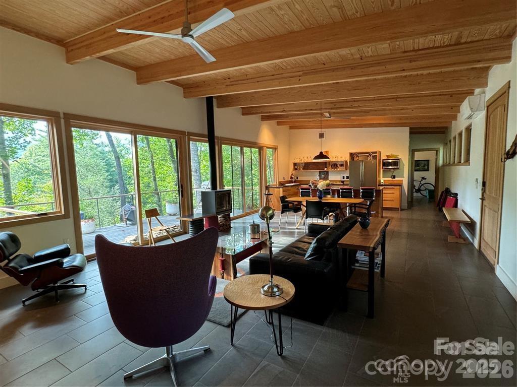 448 Mt. Mitchell Drive — Burnsville