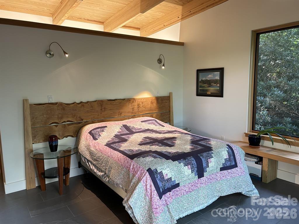 448 Mt. Mitchell Drive — Burnsville