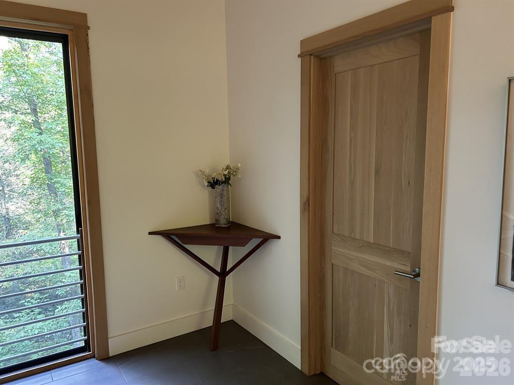 448 Mt. Mitchell Drive — Burnsville