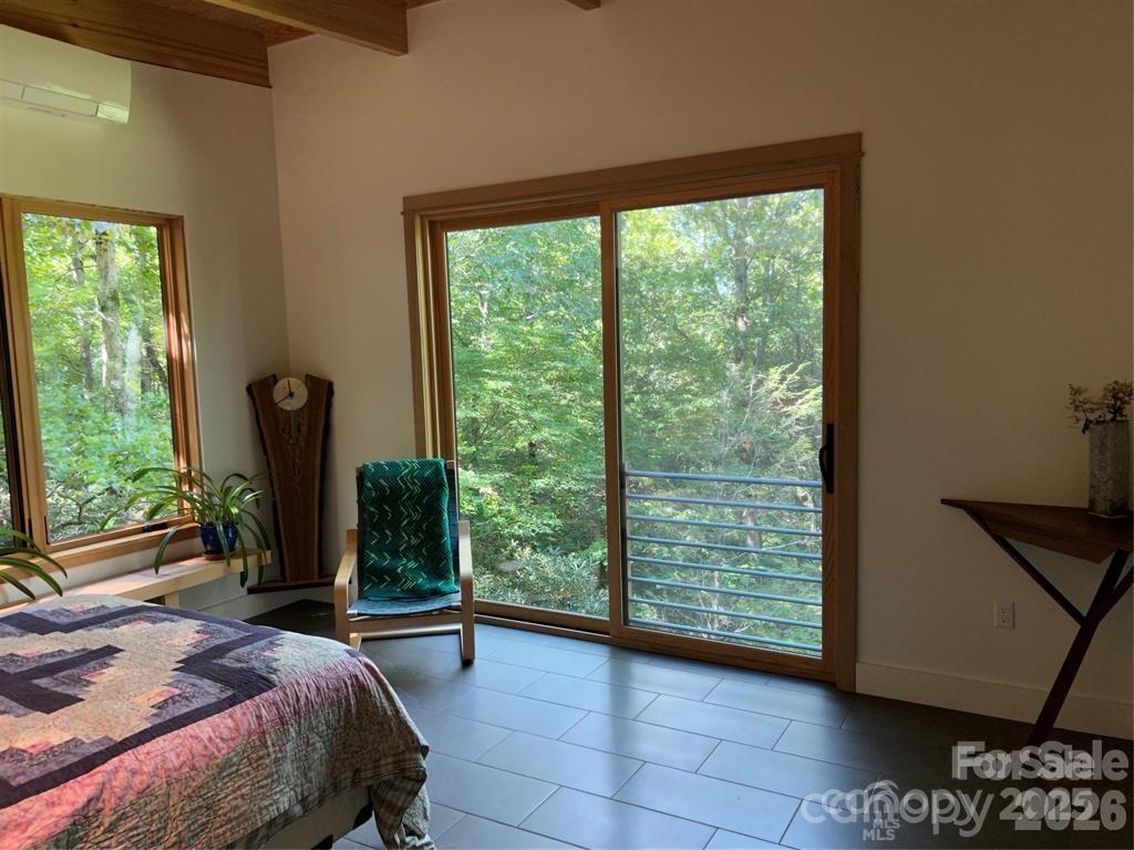 448 Mt. Mitchell Drive — Burnsville