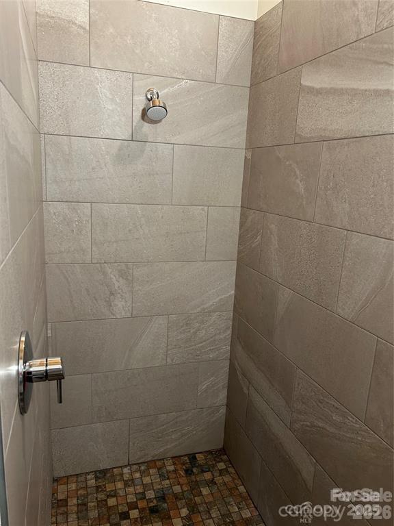 448 Mt. Mitchell Drive — Burnsville