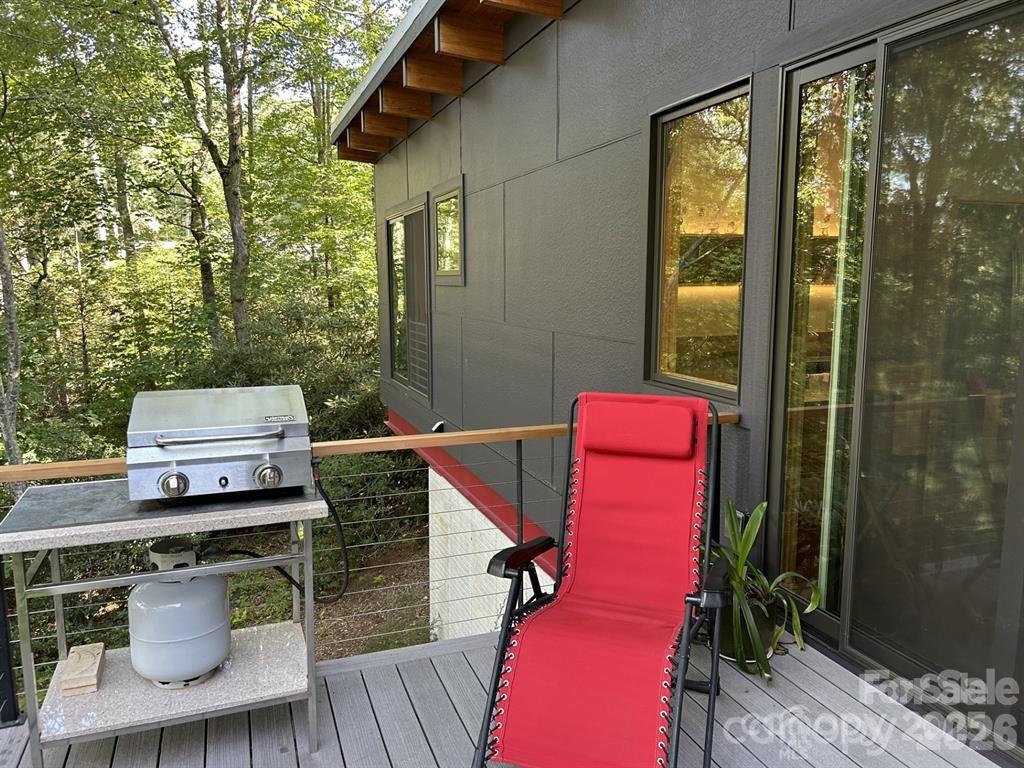448 Mt. Mitchell Drive — Burnsville