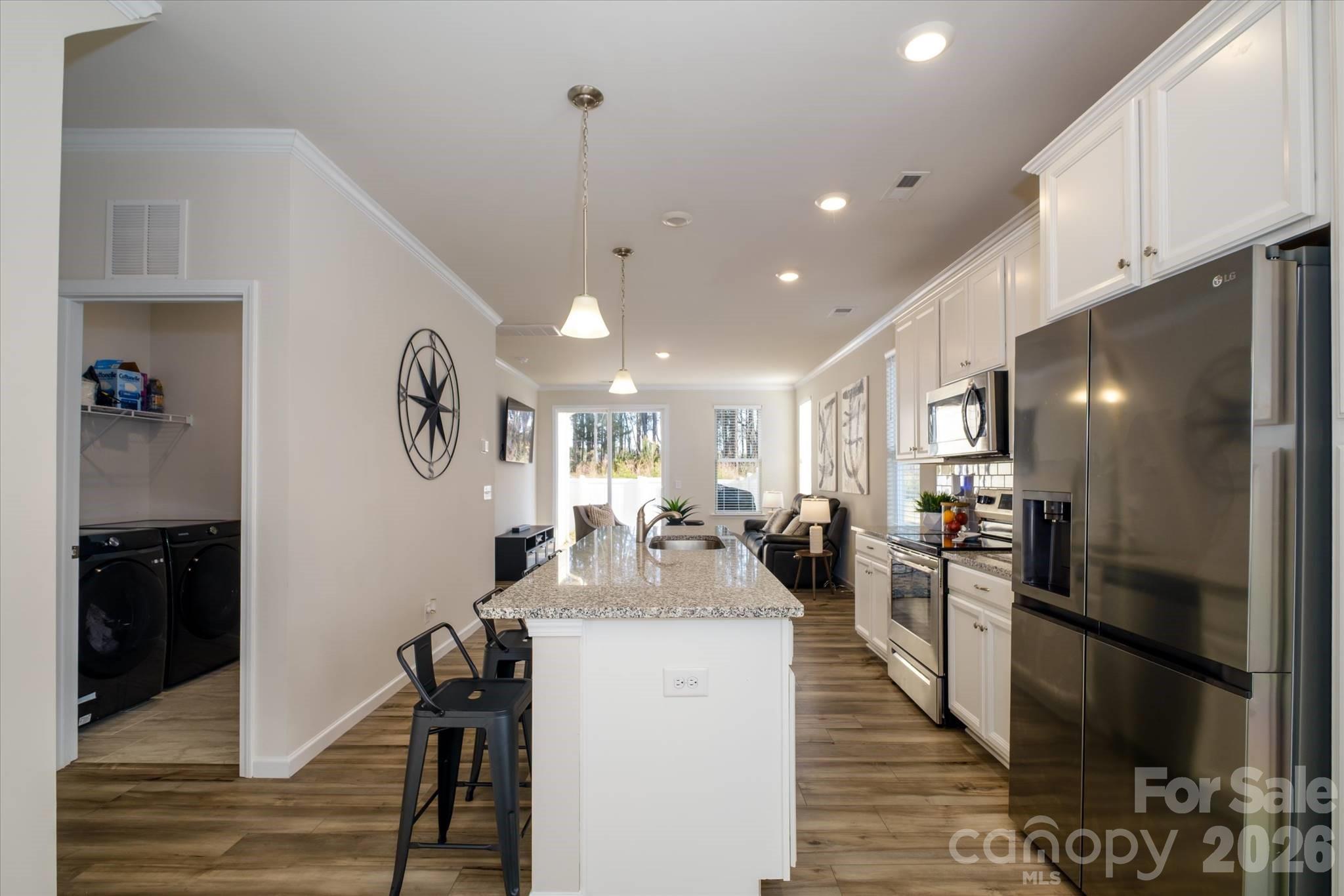 8156 Merryvale Lane — Charlotte