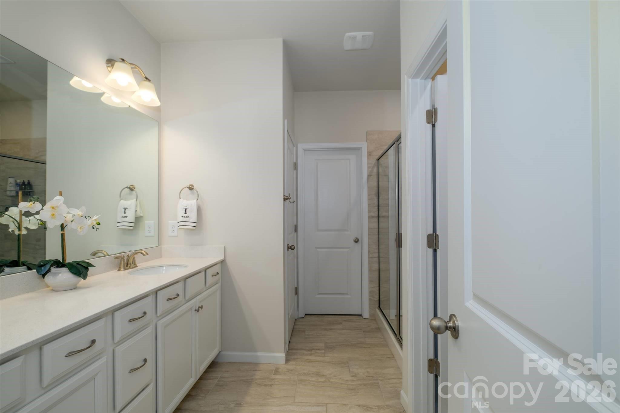 8156 Merryvale Lane — Charlotte