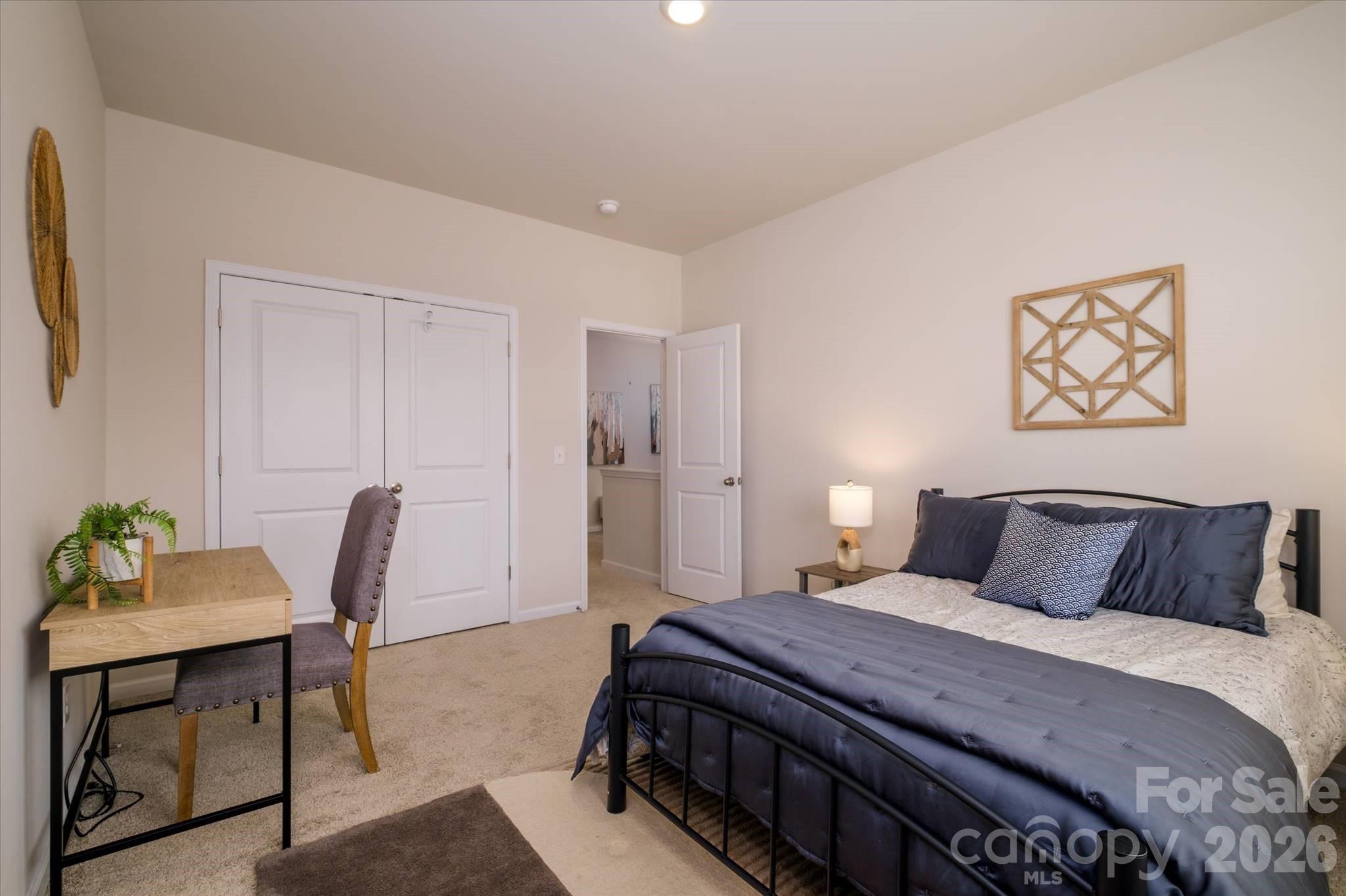 8156 Merryvale Lane — Charlotte