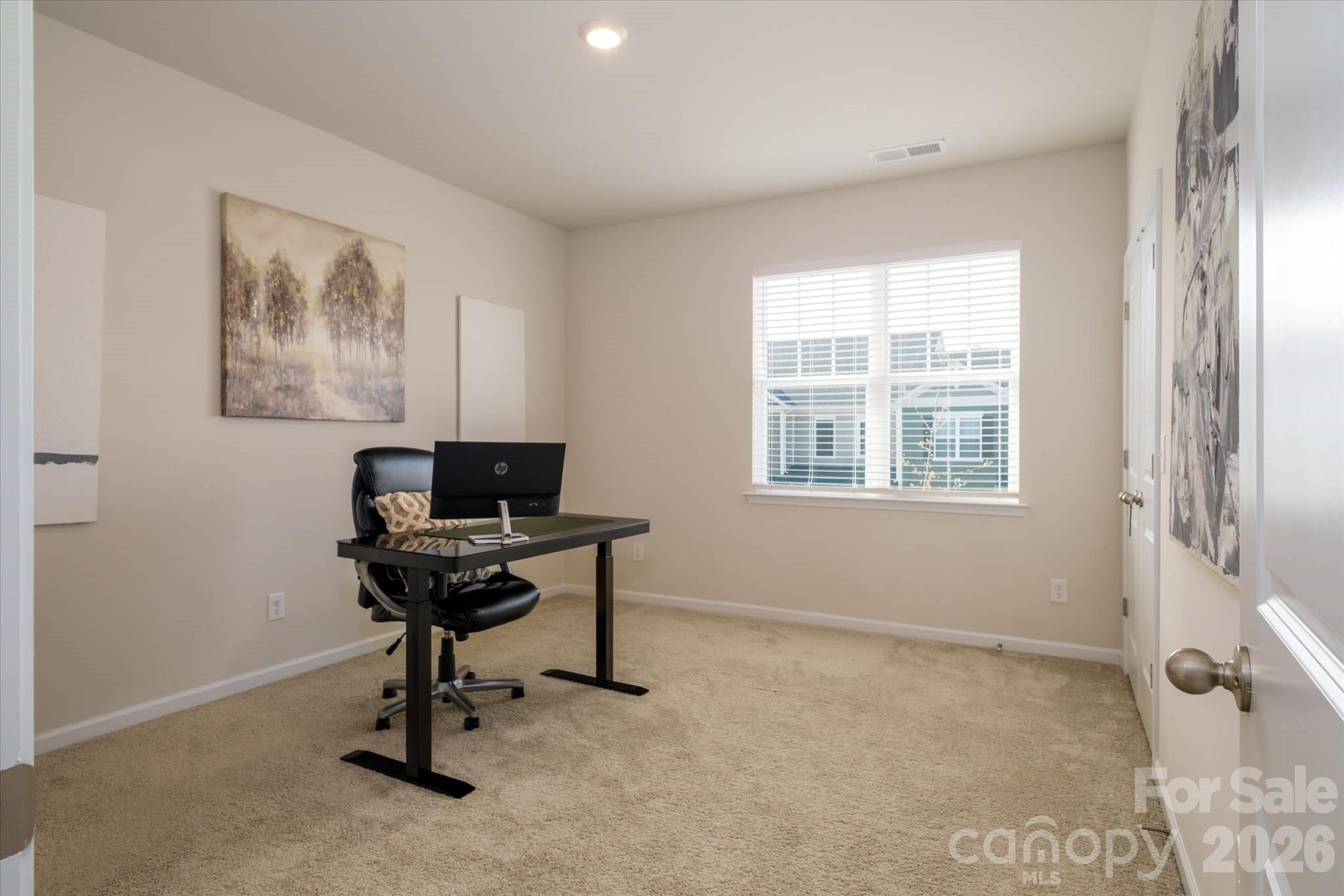 8156 Merryvale Lane — Charlotte