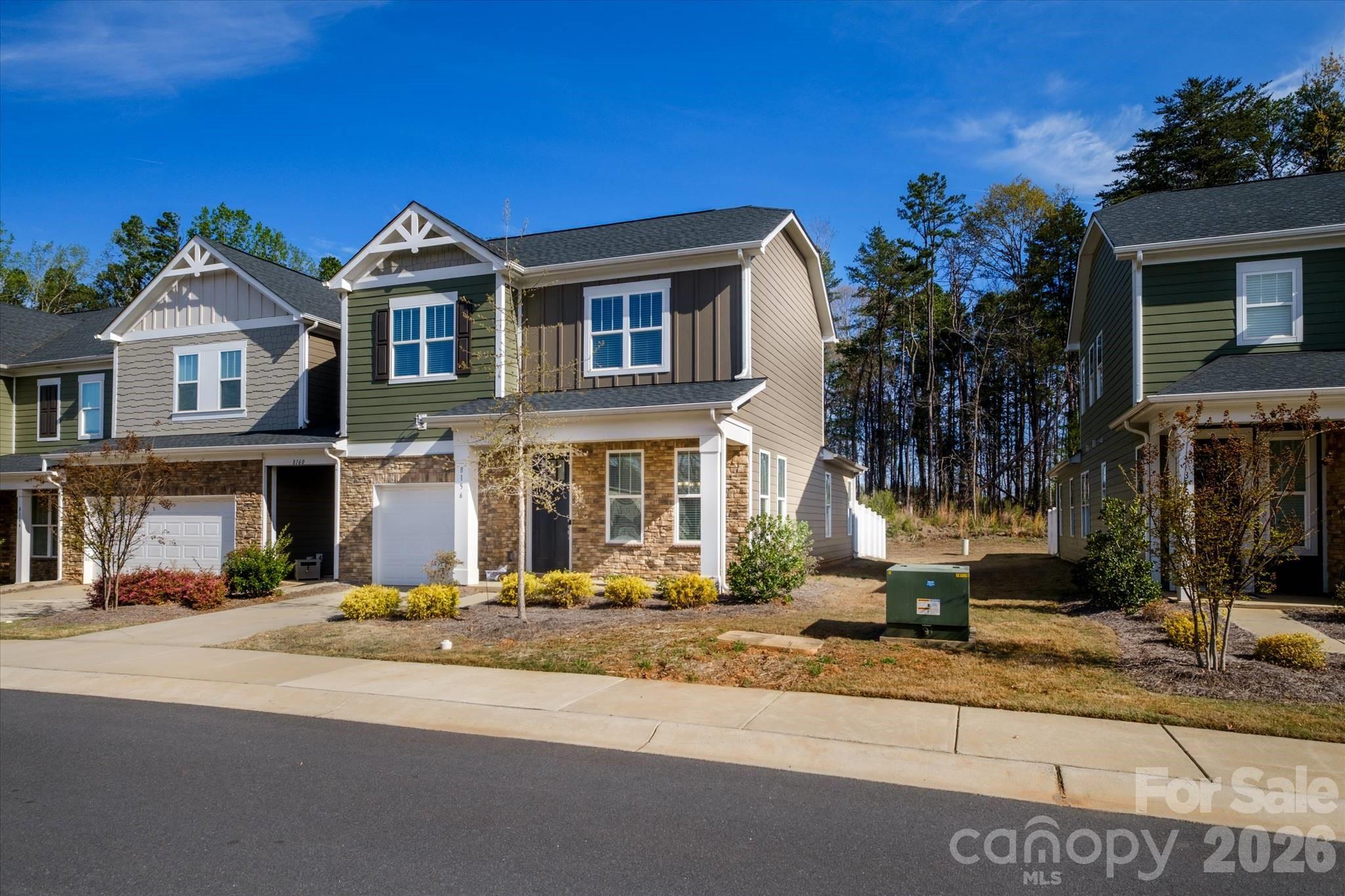 8156 Merryvale Lane — Charlotte