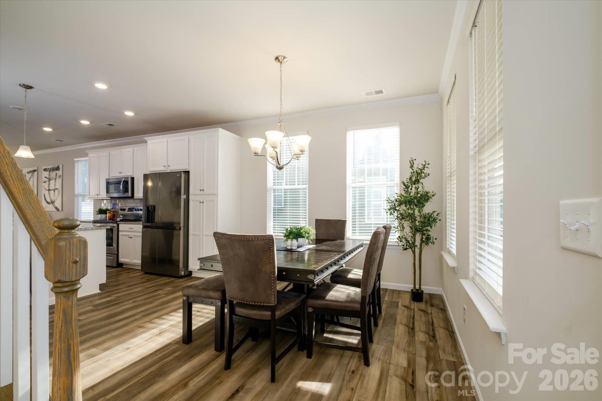 8156 Merryvale Lane — Charlotte