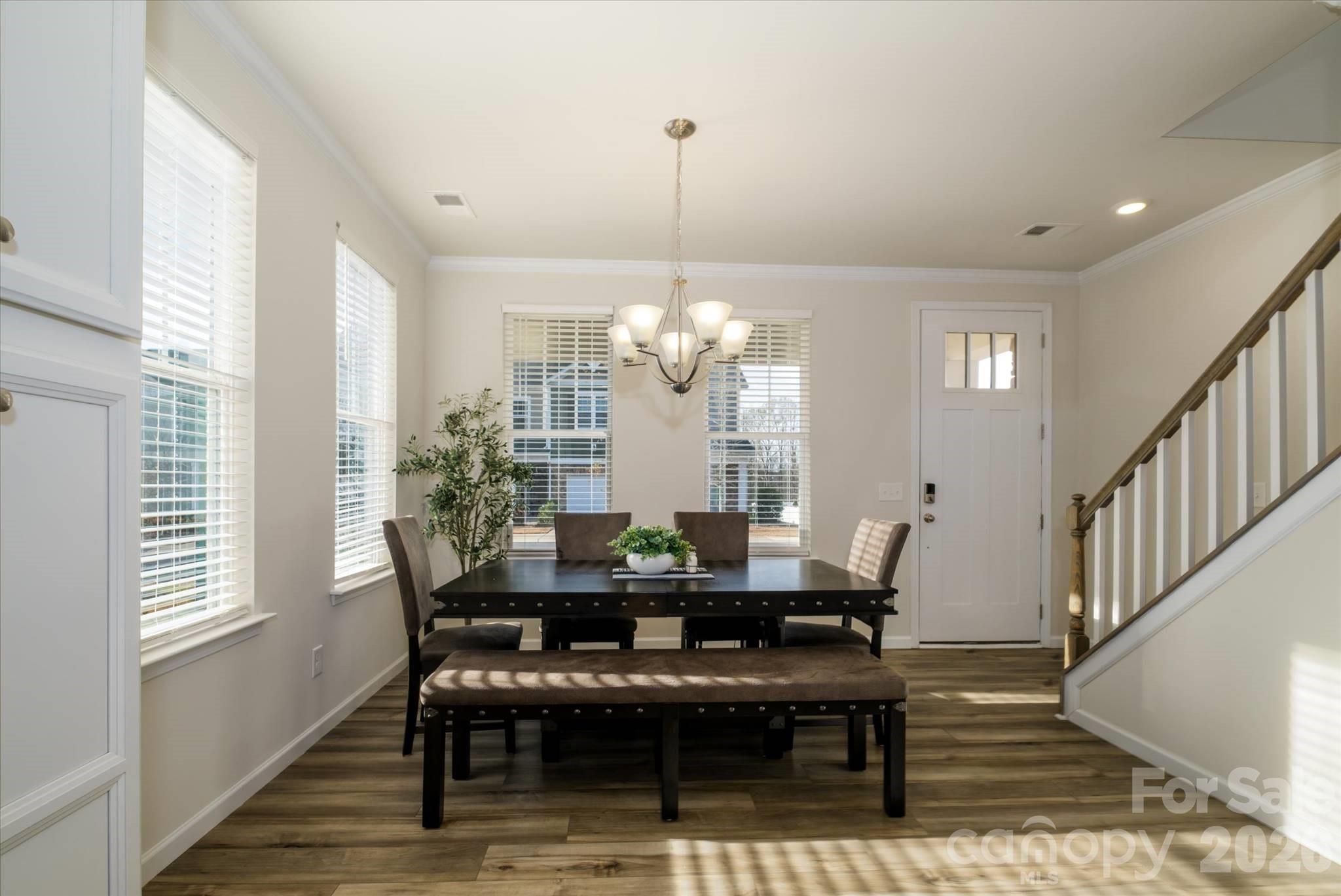 8156 Merryvale Lane — Charlotte