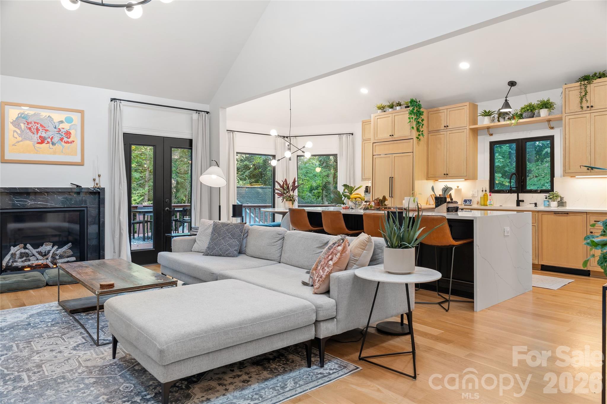 5123 Randolph Road — Charlotte