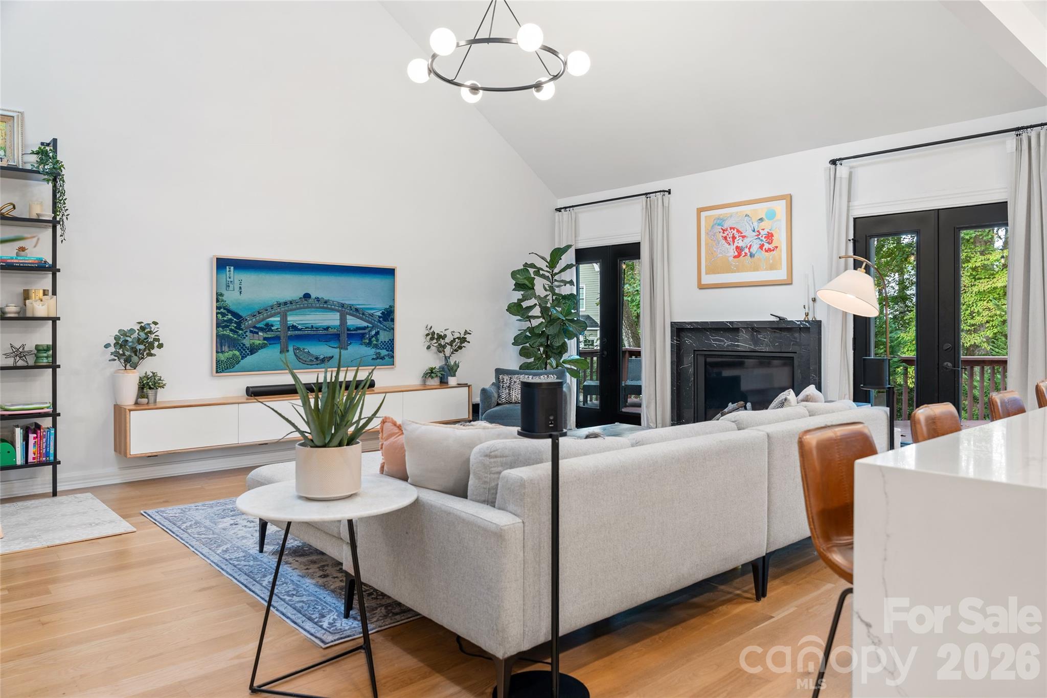 5123 Randolph Road — Charlotte