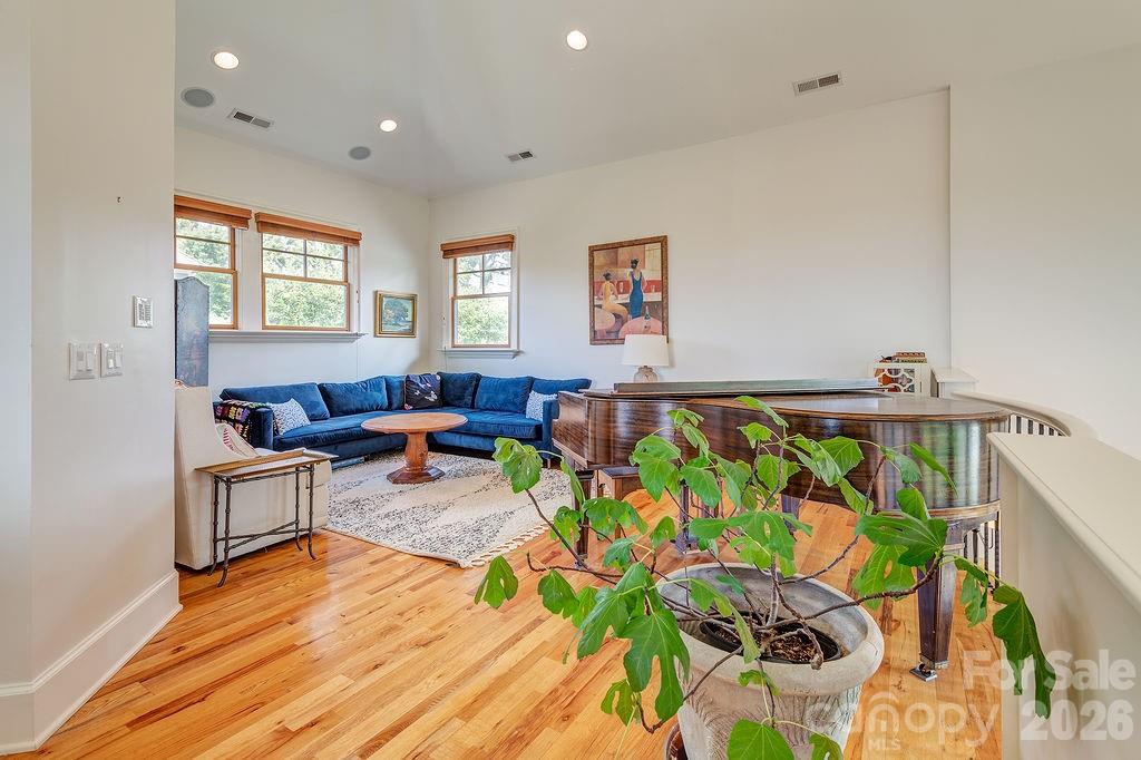 3 Gale Kelly Court — Weaverville