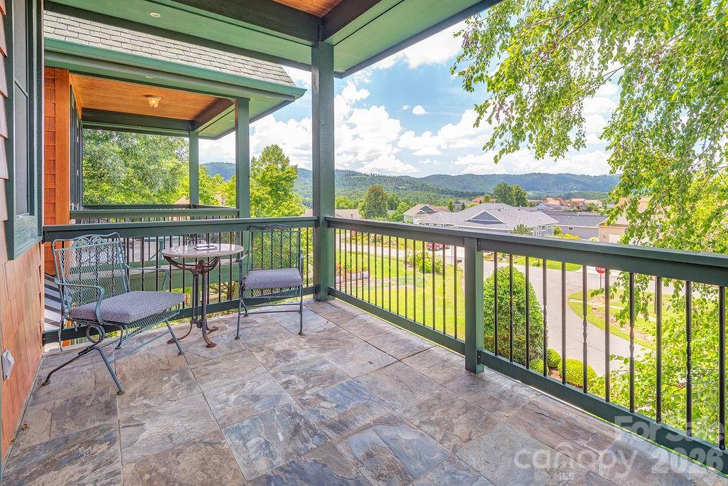3 Gale Kelly Court — Weaverville