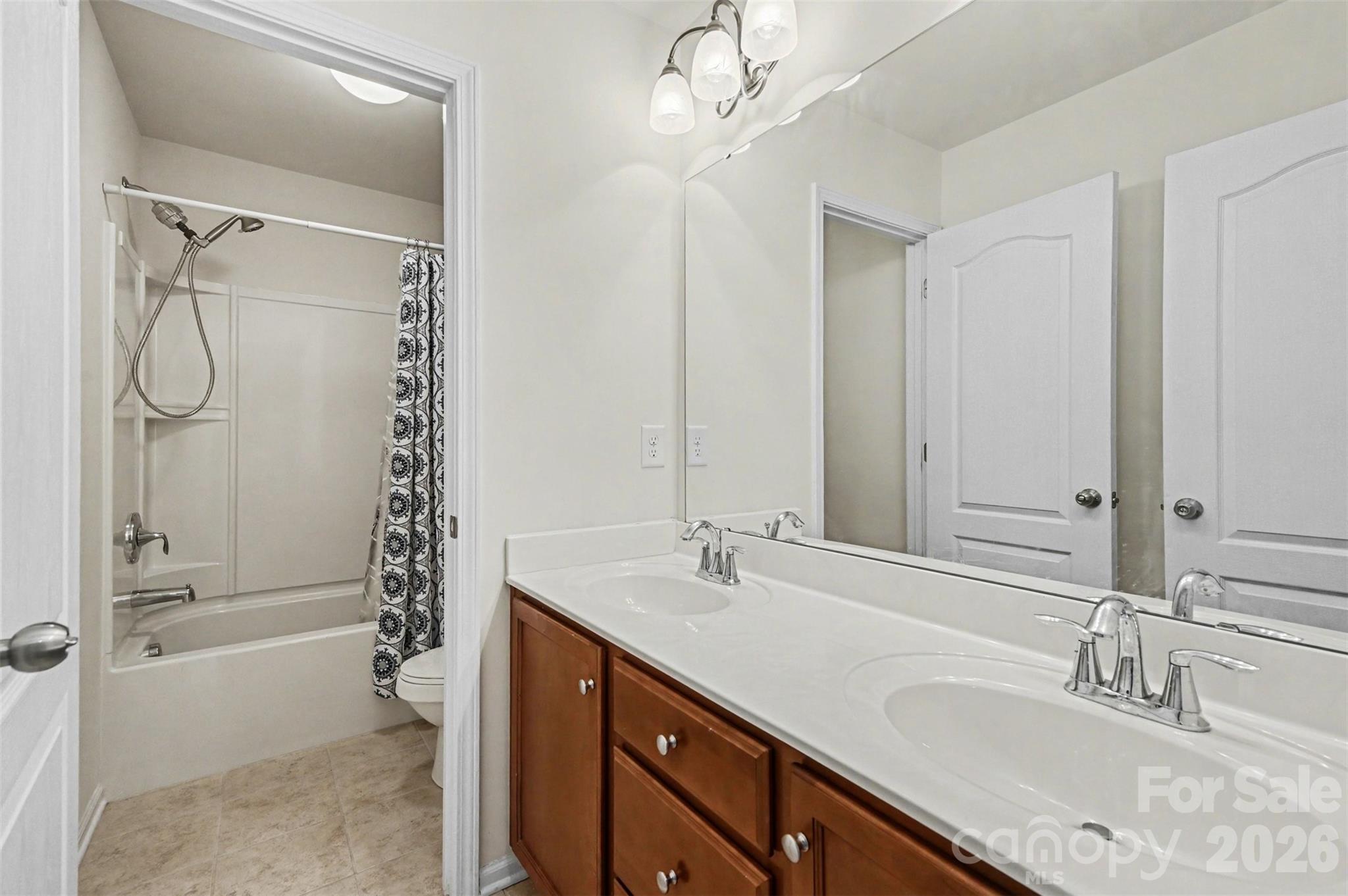 12828 Heath Grove Drive — Huntersville