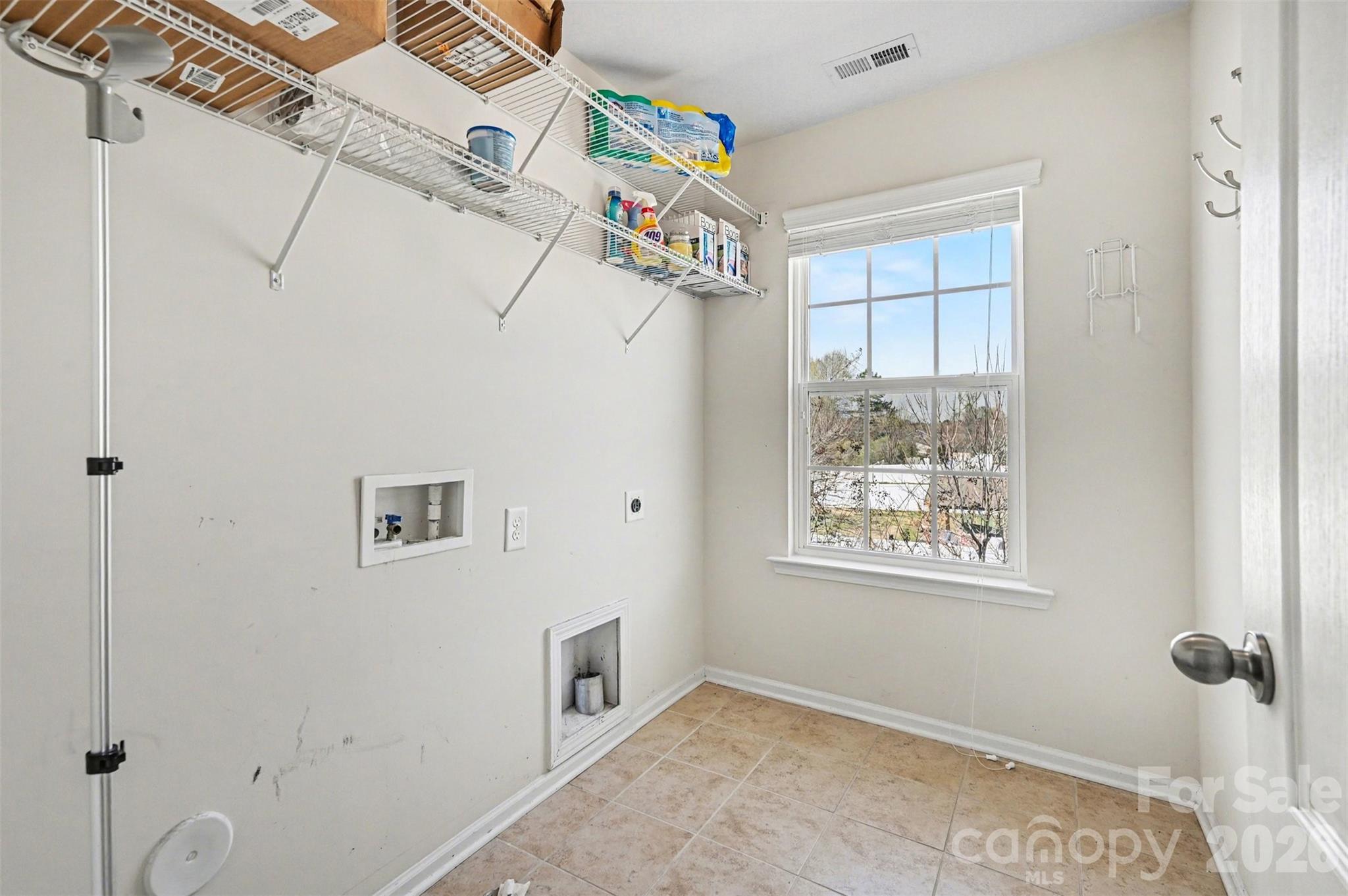 12828 Heath Grove Drive — Huntersville