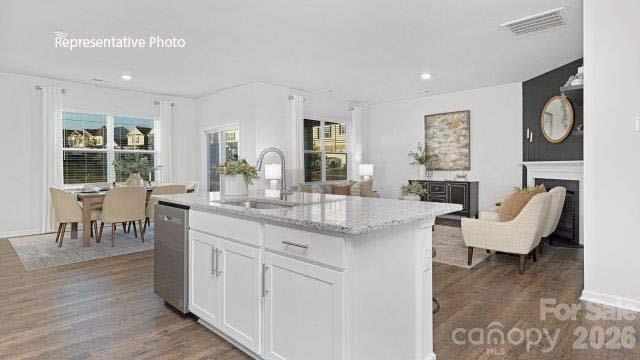 3363 Colorado Blue Court — Gastonia