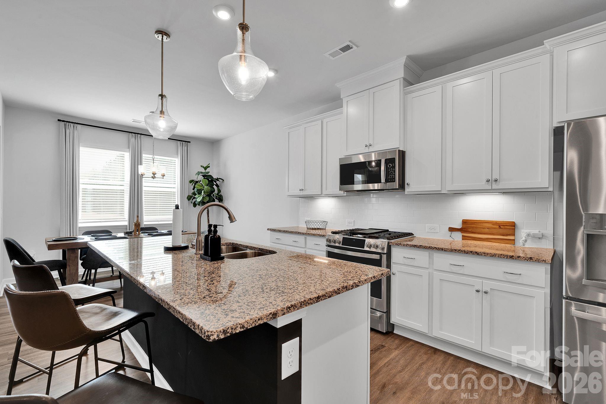 6409 Alanbrook Road — Charlotte