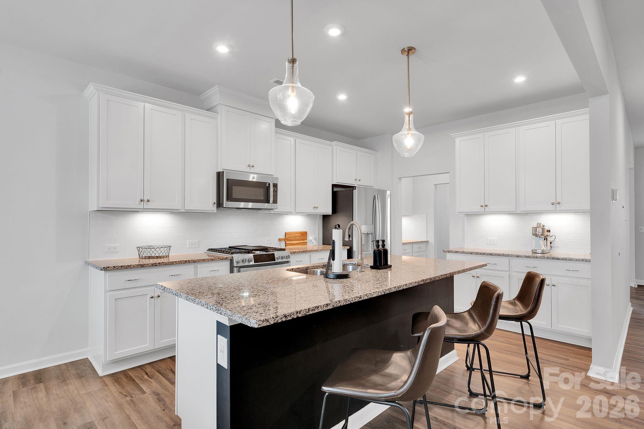 6409 Alanbrook Road — Charlotte