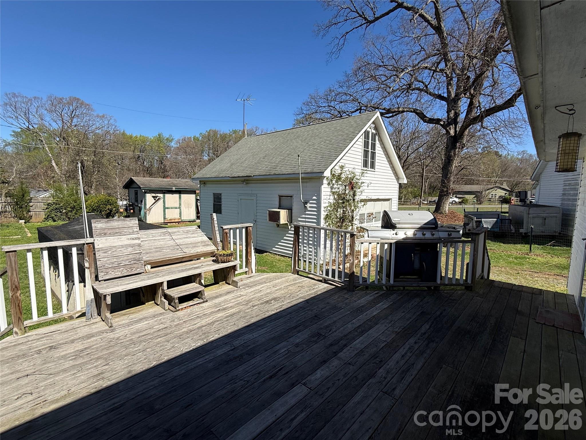 615 Hillcrest Street — Charlotte