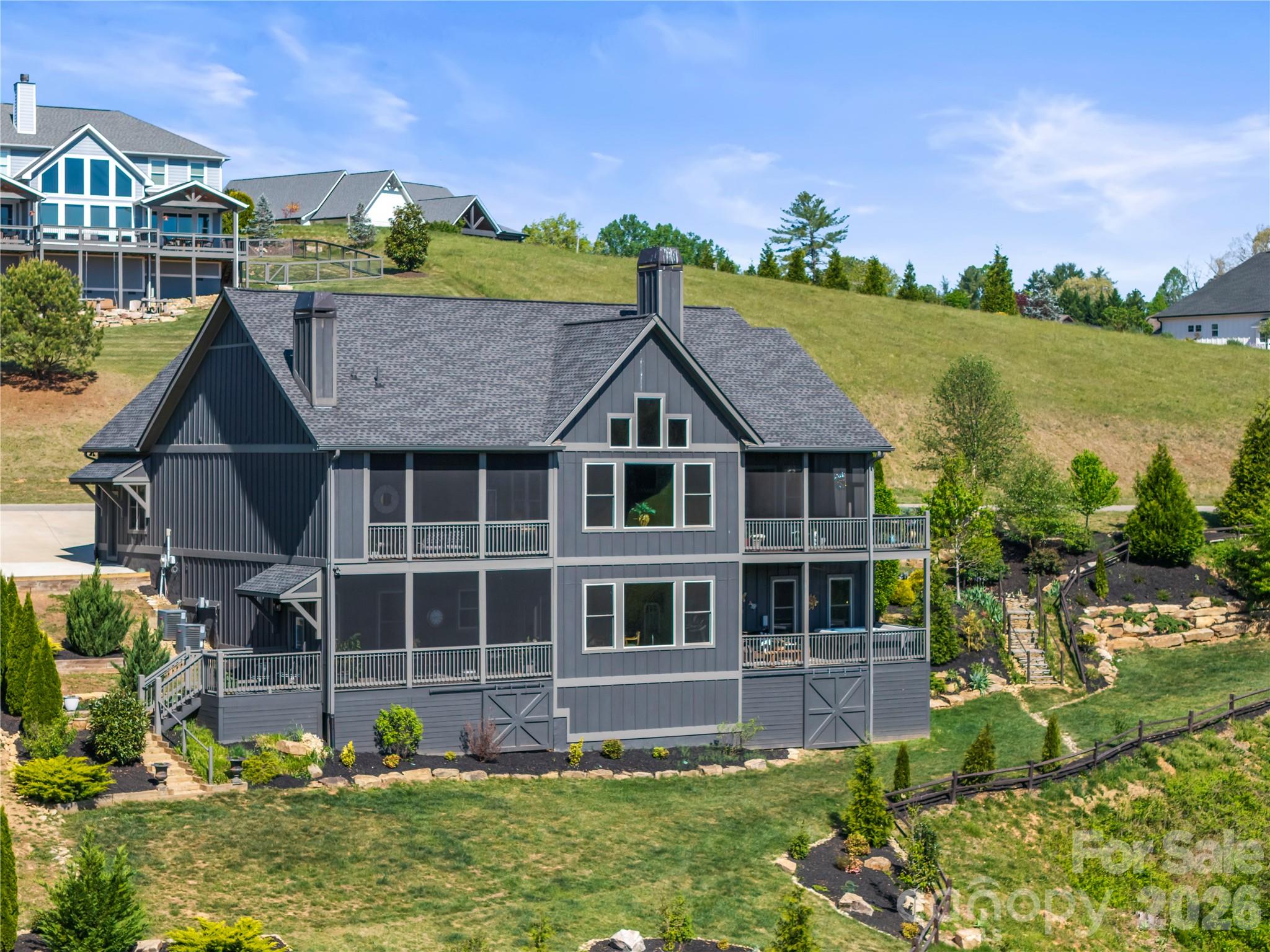28 Gracie Lane — Weaverville