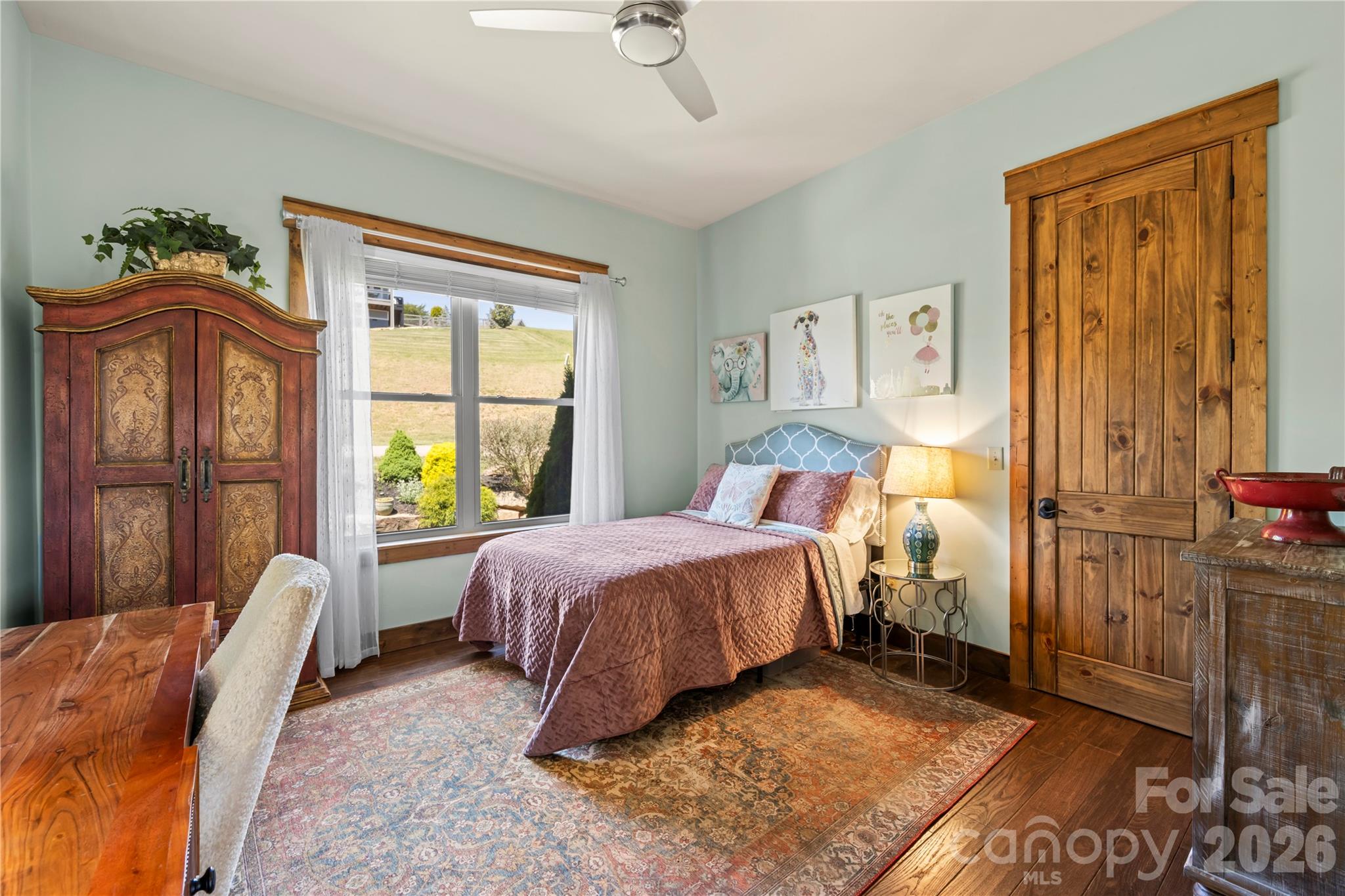28 Gracie Lane — Weaverville