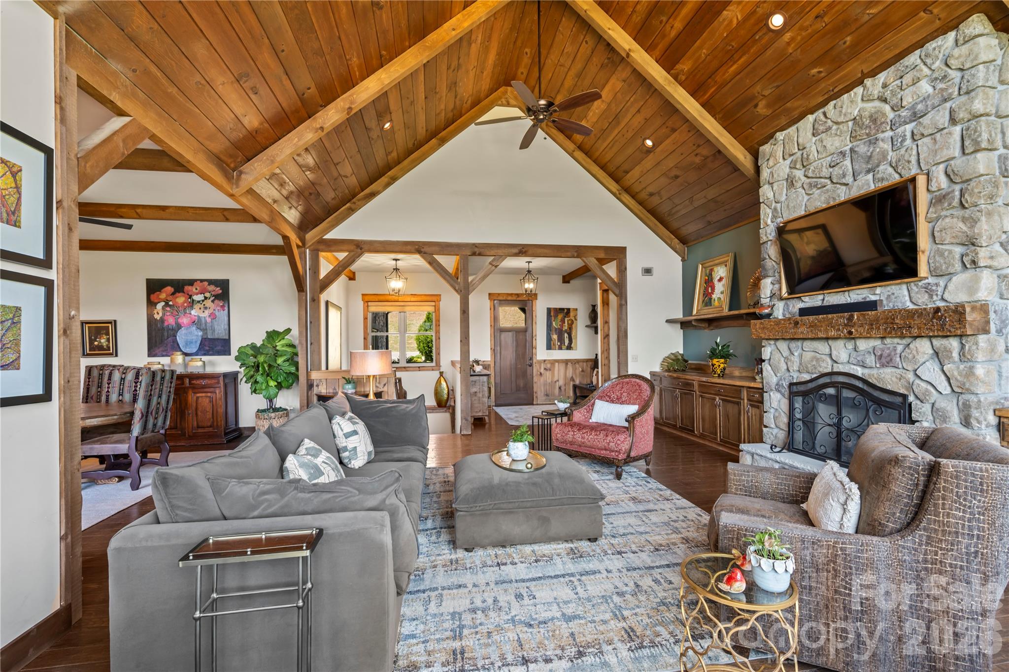 28 Gracie Lane — Weaverville