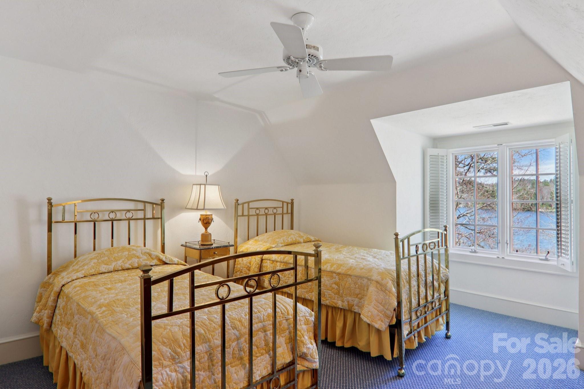 138 Indian Trace — Lake Toxaway