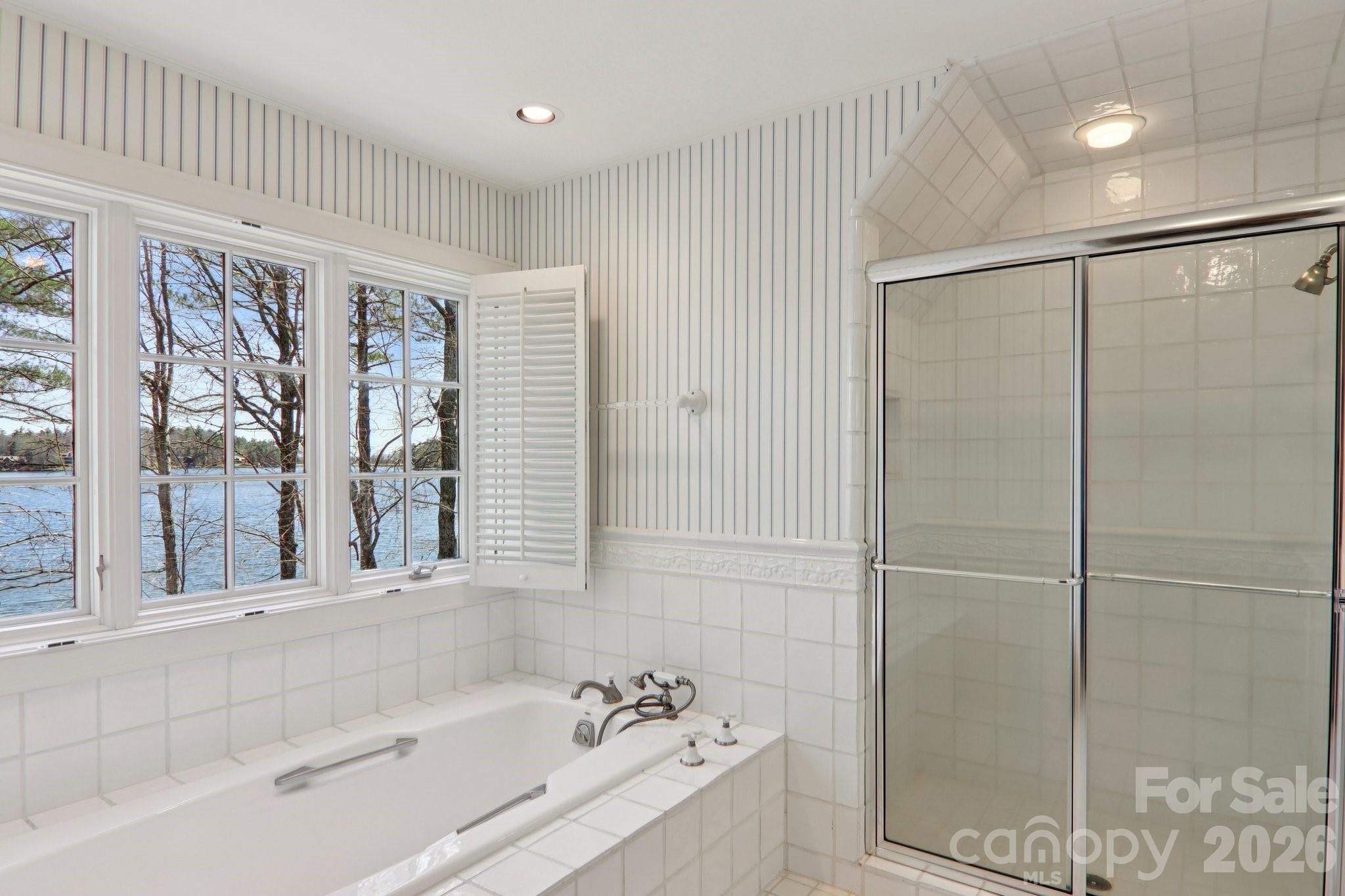 138 Indian Trace — Lake Toxaway