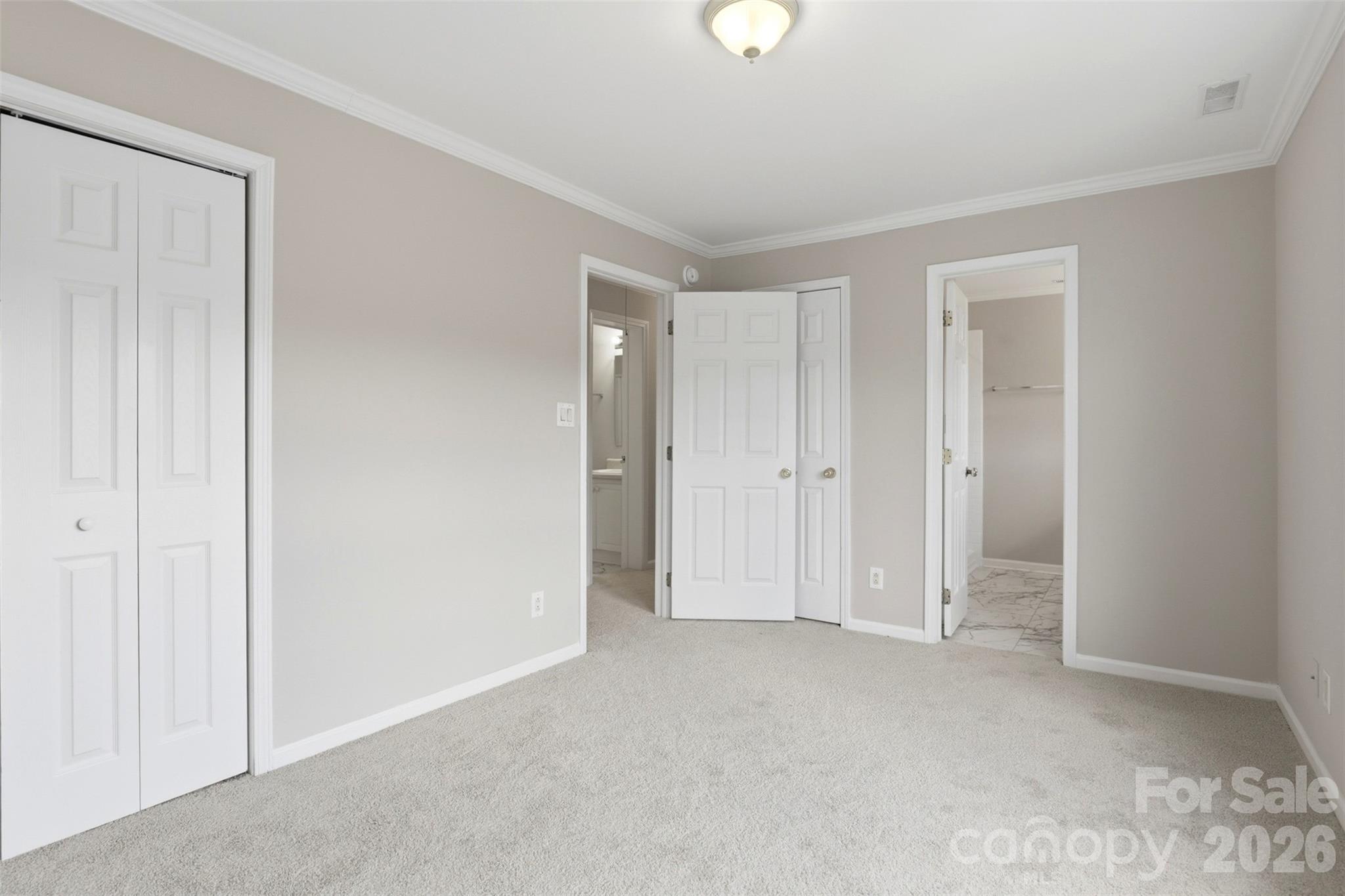 7019 Walnut Ridge Court — Charlotte
