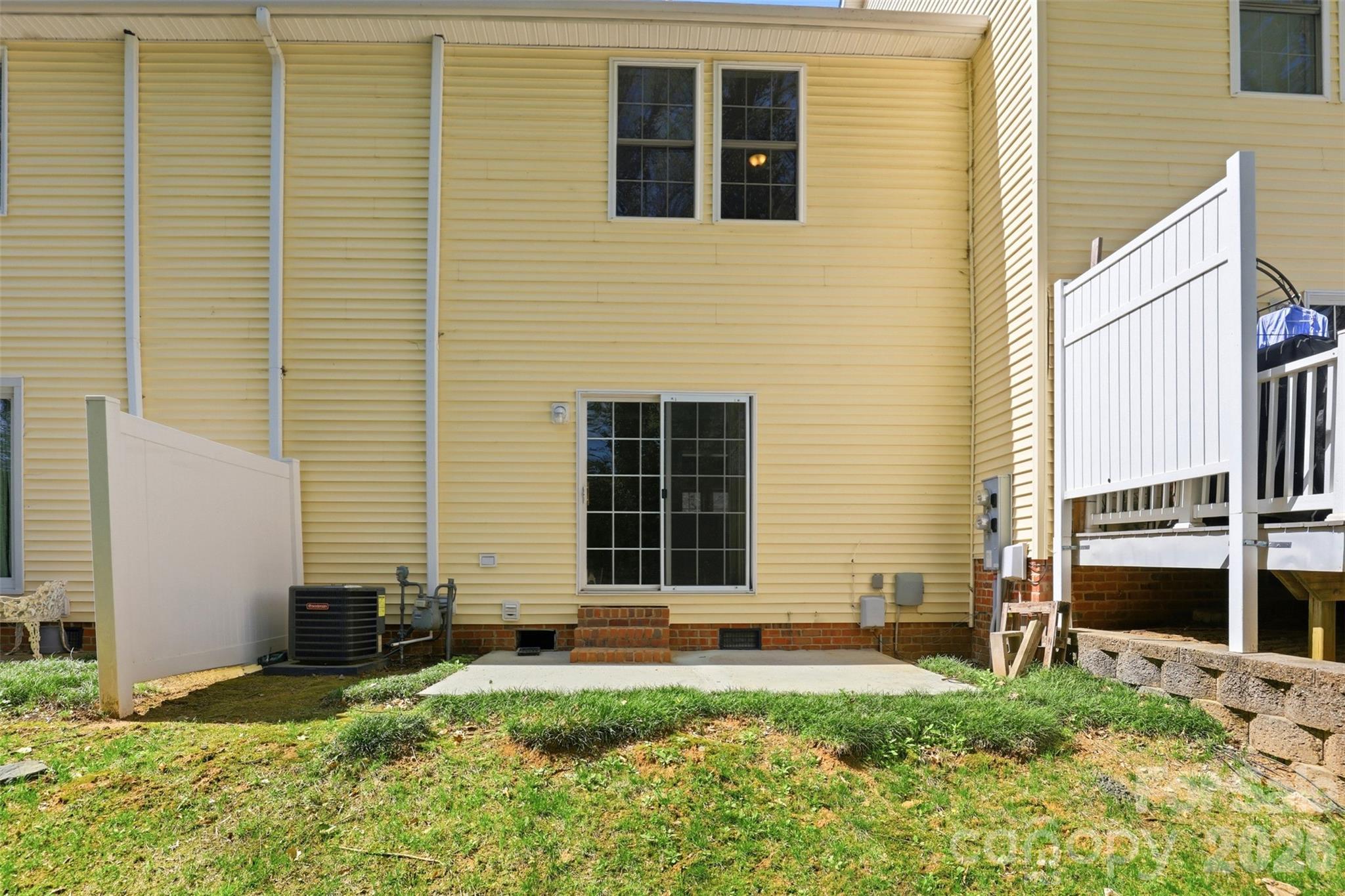 7019 Walnut Ridge Court — Charlotte