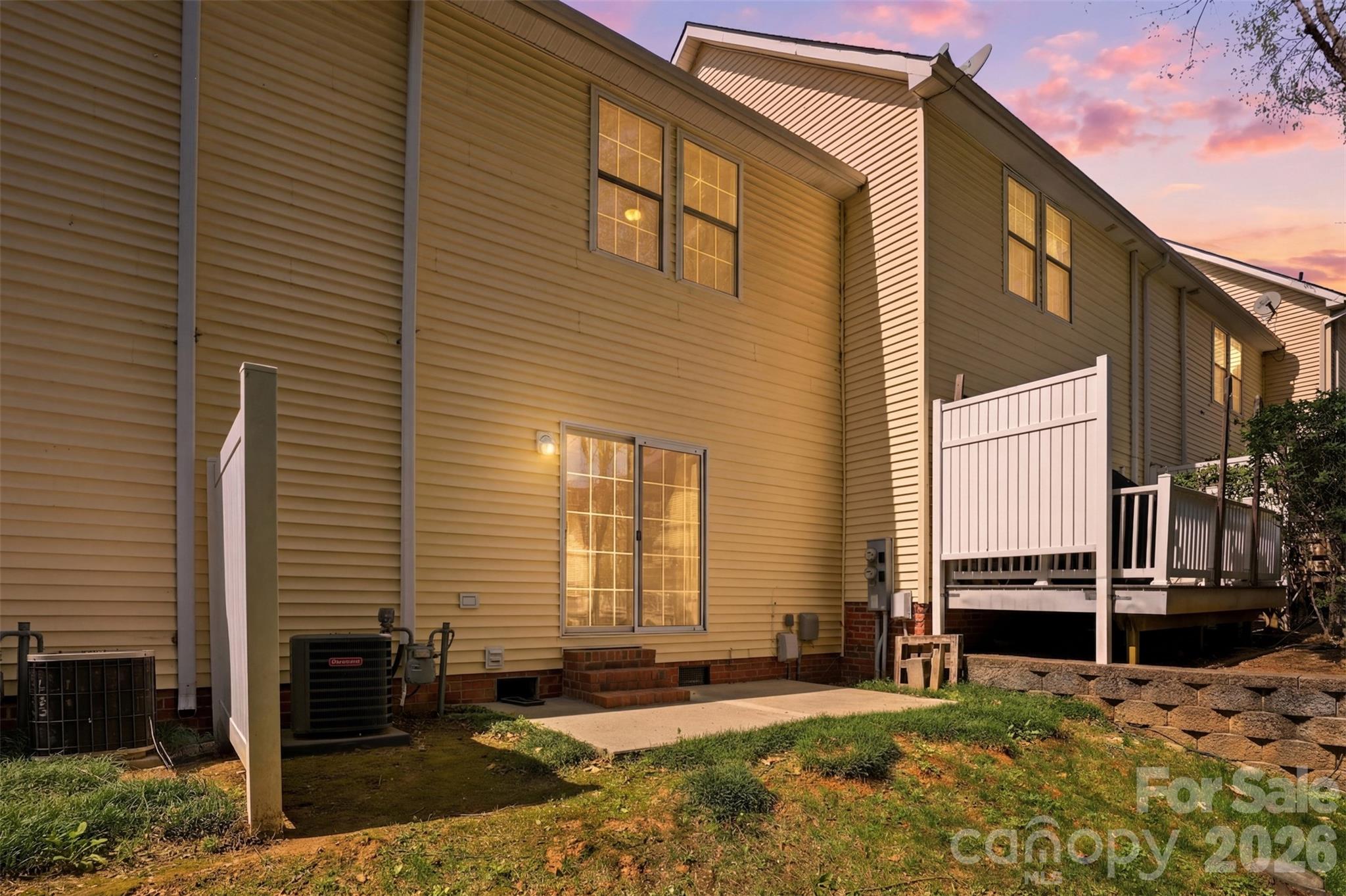 7019 Walnut Ridge Court — Charlotte