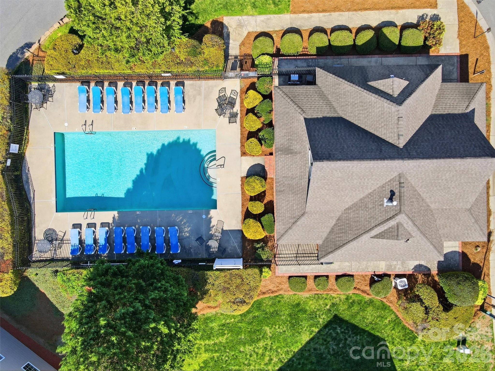 7019 Walnut Ridge Court — Charlotte