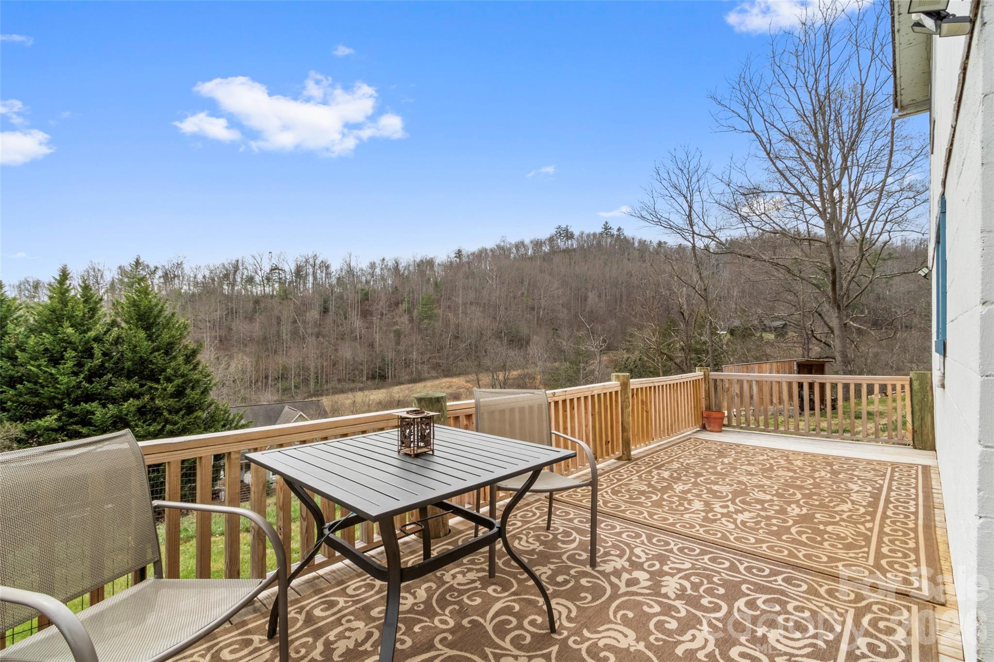 138 Robert Phillips Road — Bakersville