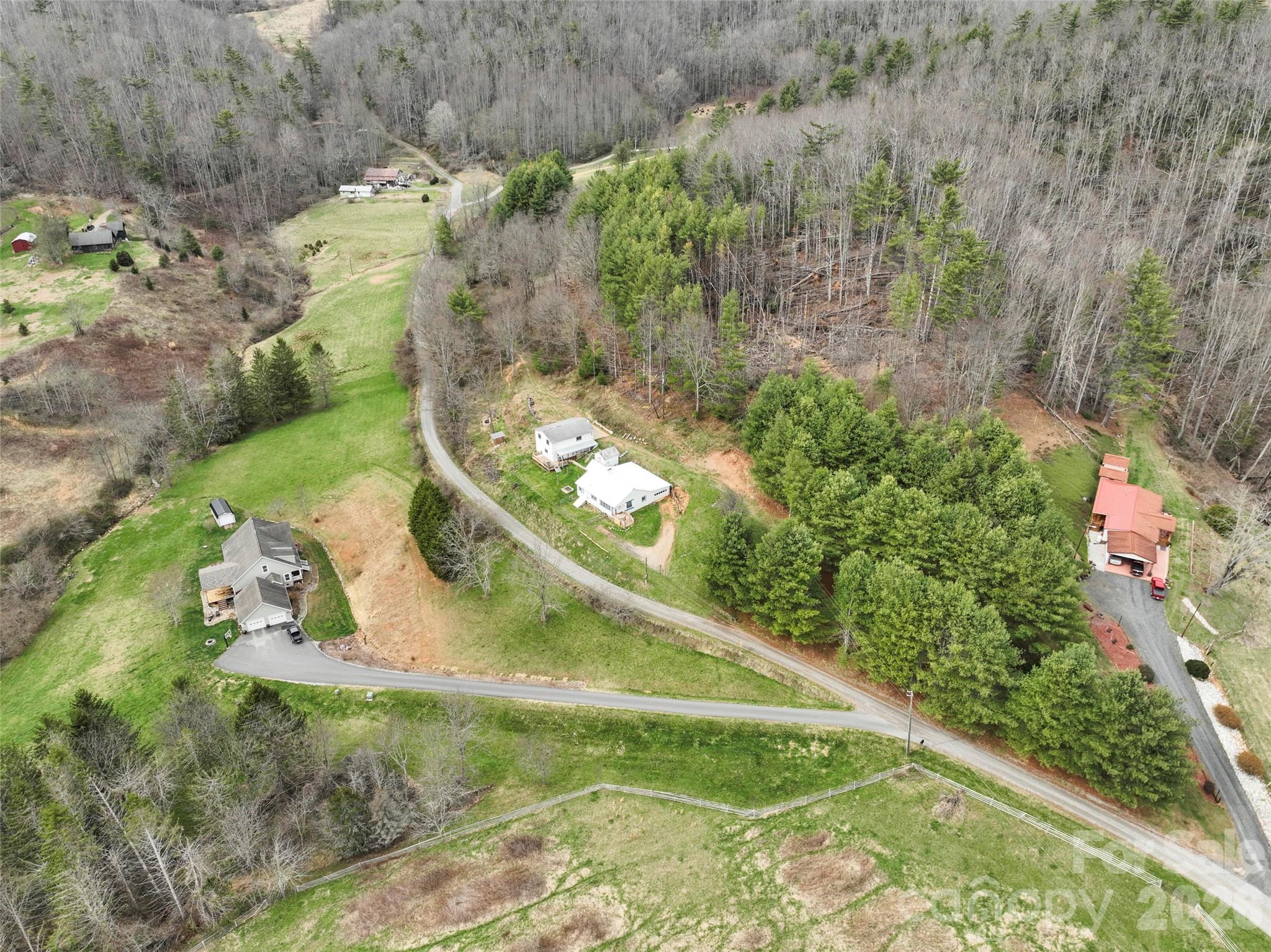 138 Robert Phillips Road — Bakersville