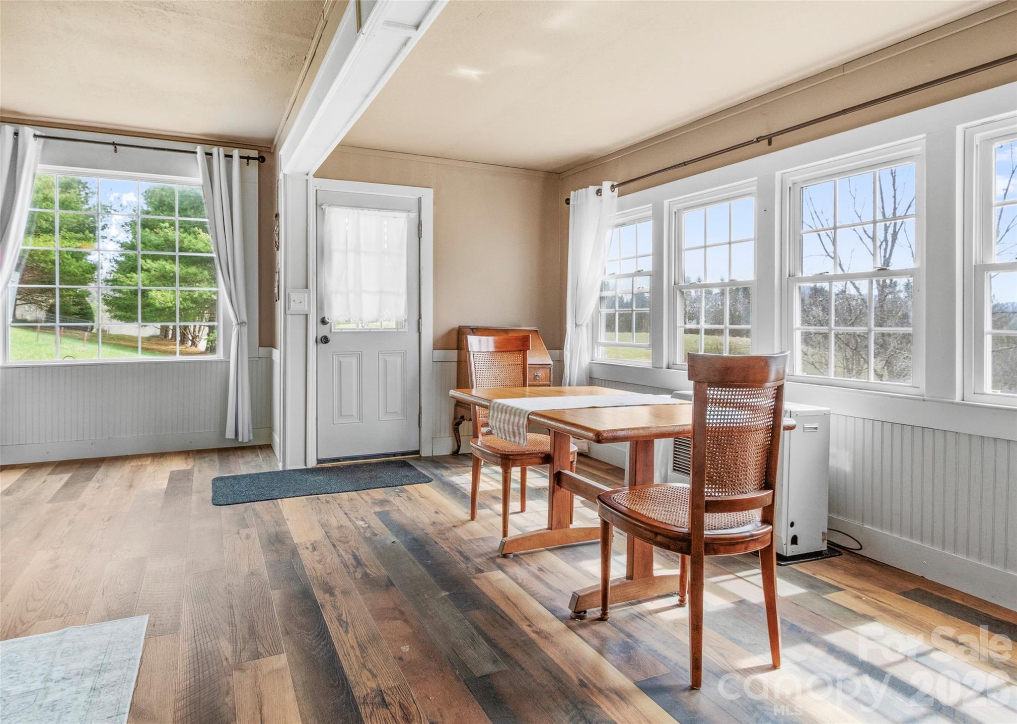 138 Robert Phillips Road — Bakersville