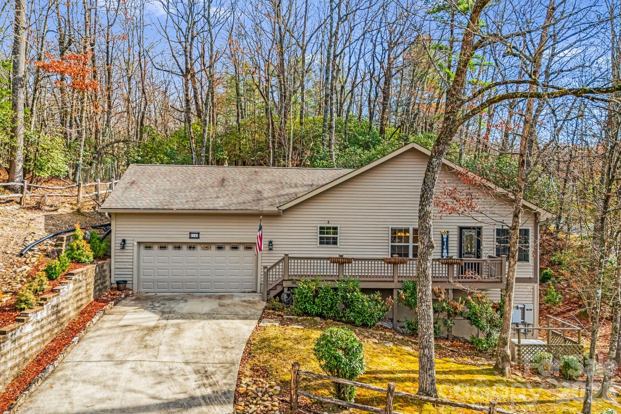 14 Isuhdavga Court — Brevard