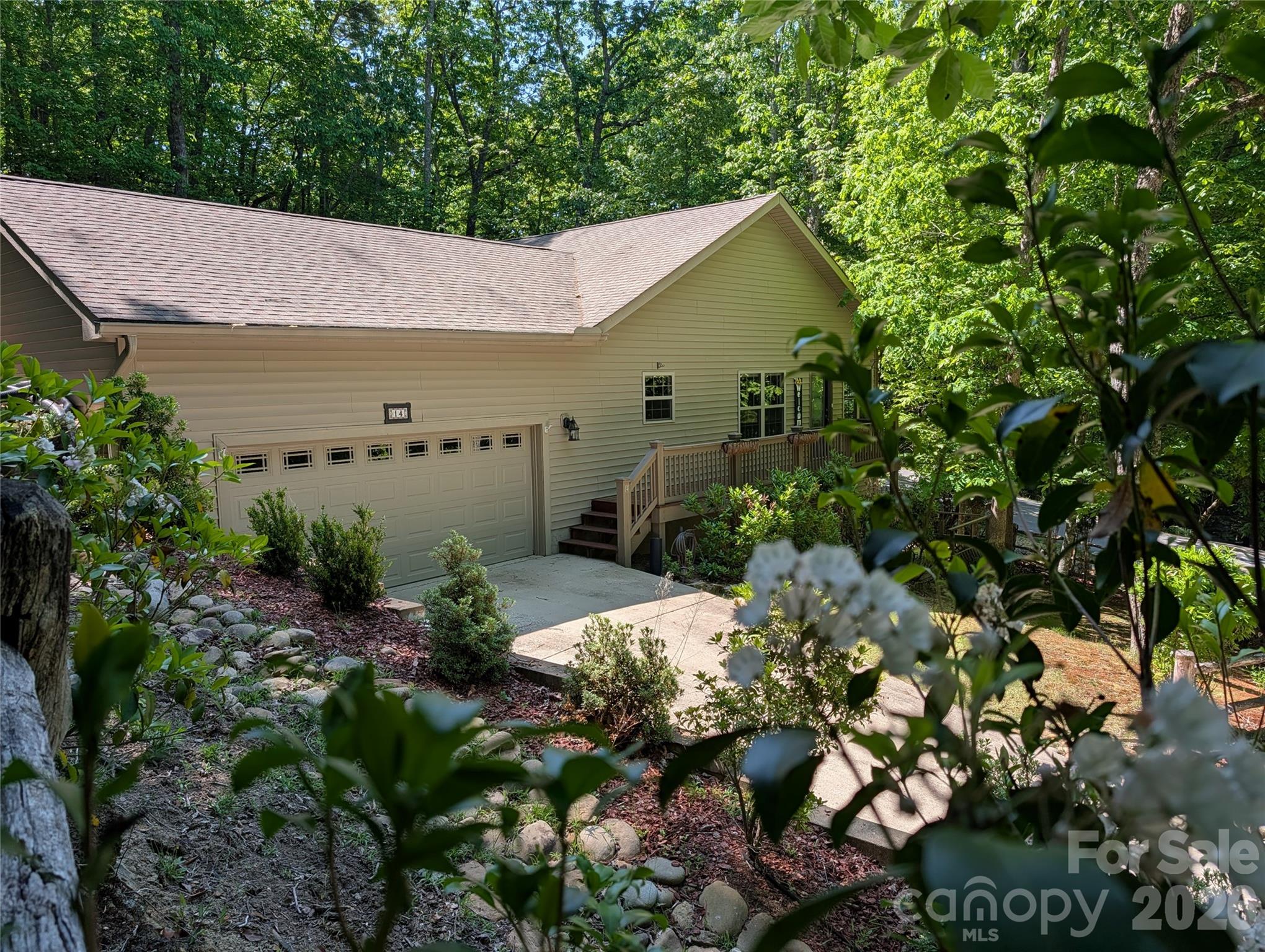 14 Isuhdavga Court — Brevard